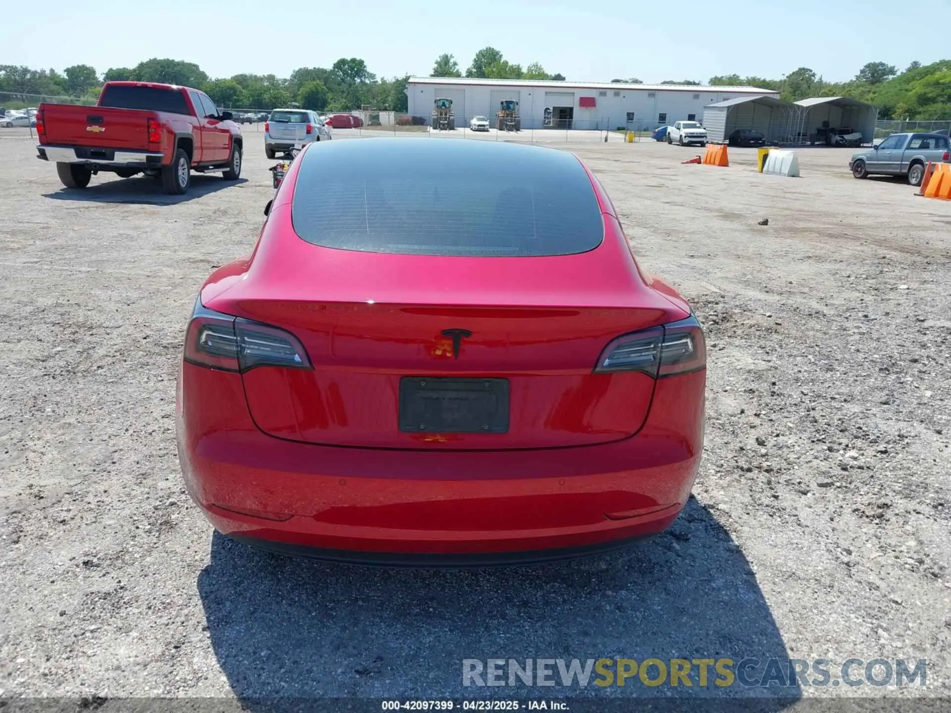 17 Фотография поврежденного автомобиля 5YJ3E1EA7NF152114 TESLA MODEL 3 2022