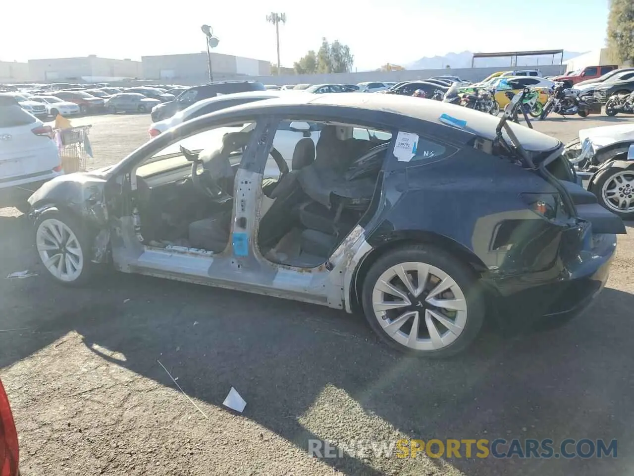 2 Фотография поврежденного автомобиля 5YJ3E1EA7NF173691 TESLA MODEL 3 2022