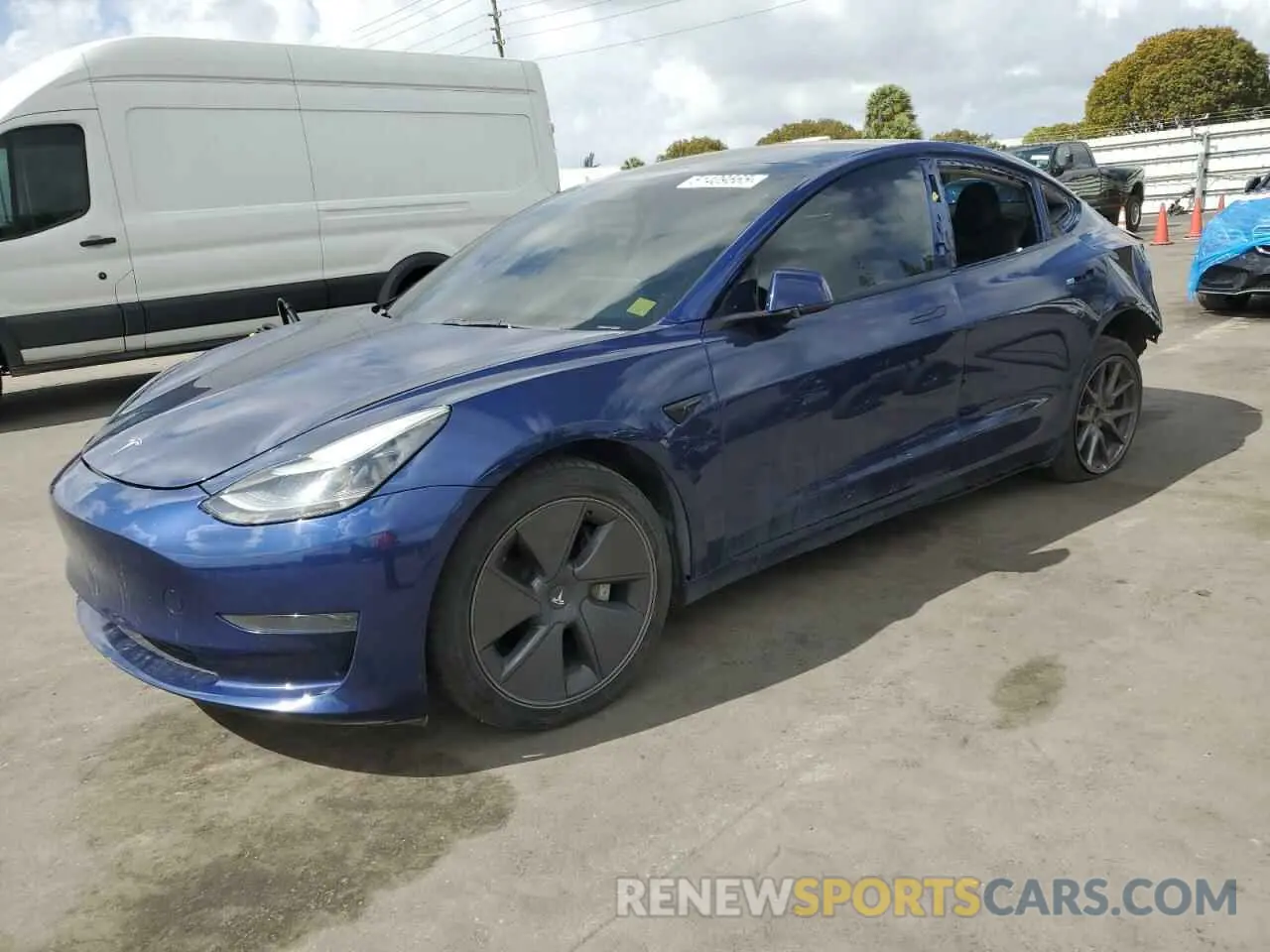 1 Фотография поврежденного автомобиля 5YJ3E1EA7NF190555 TESLA MODEL 3 2022