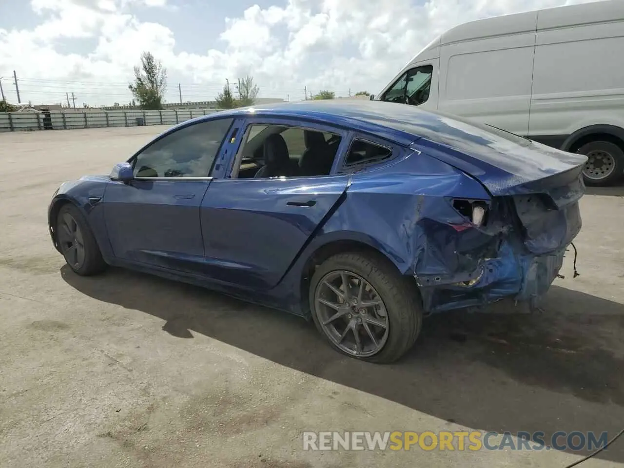 2 Фотография поврежденного автомобиля 5YJ3E1EA7NF190555 TESLA MODEL 3 2022