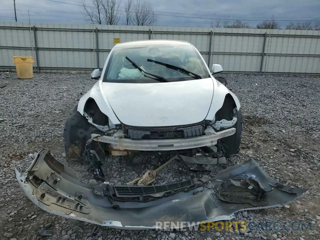 5 Photograph of a damaged car 5YJ3E1EA7NF191902 TESLA MODEL 3 2022