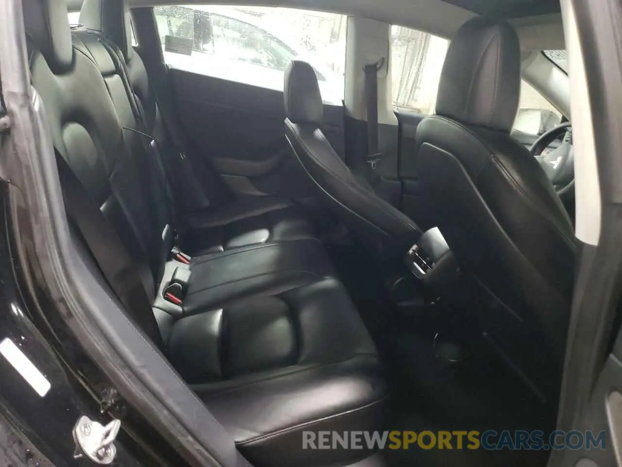 10 Photograph of a damaged car 5YJ3E1EA7NF288808 TESLA MODEL 3 2022