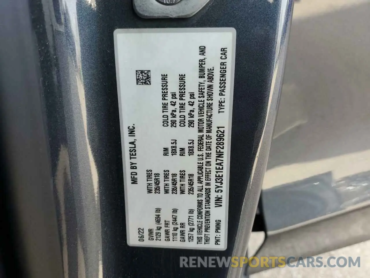 13 Photograph of a damaged car 5YJ3E1EA7NF289621 TESLA MODEL 3 2022