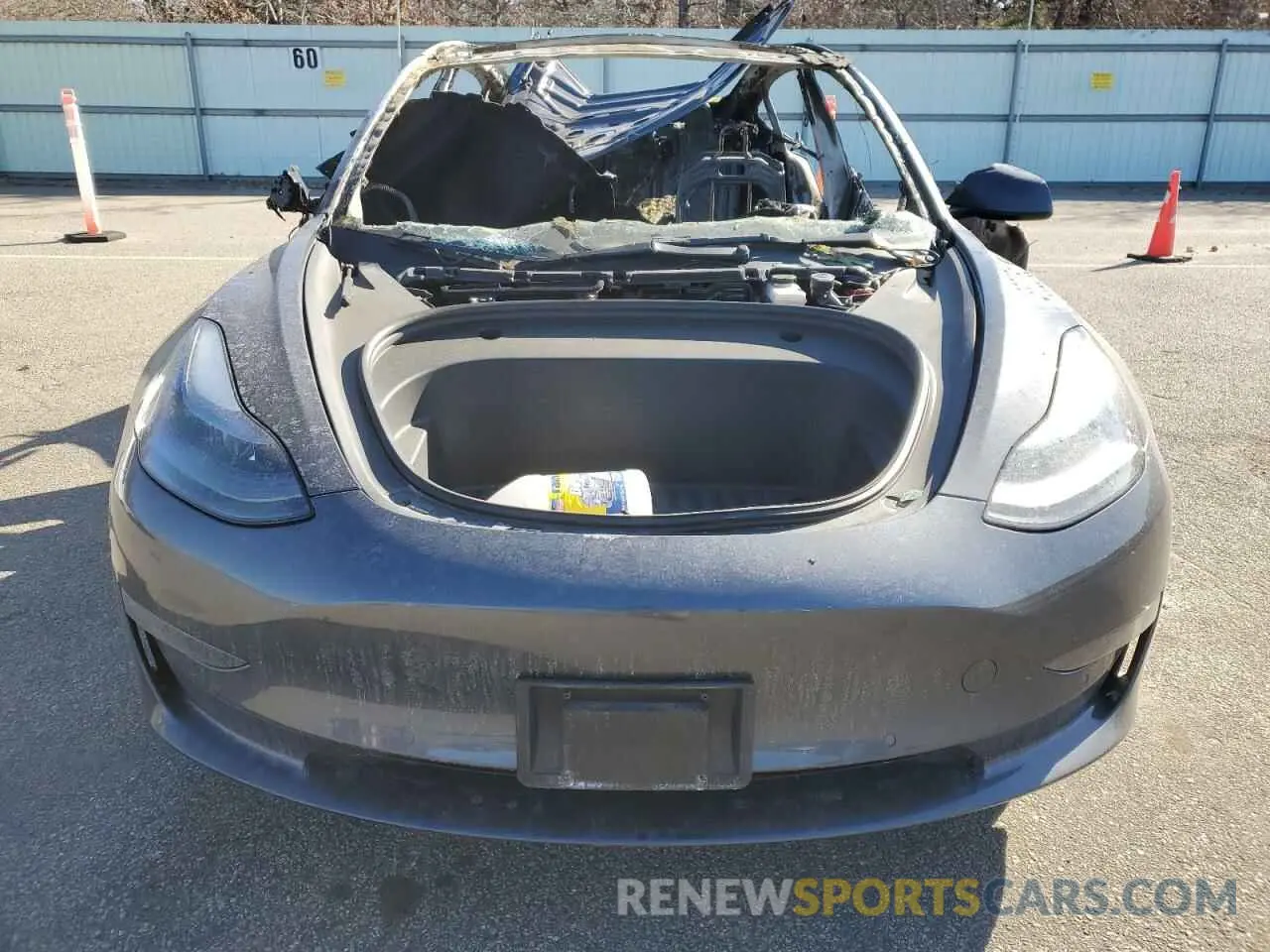 5 Photograph of a damaged car 5YJ3E1EA7NF335948 TESLA MODEL 3 2022