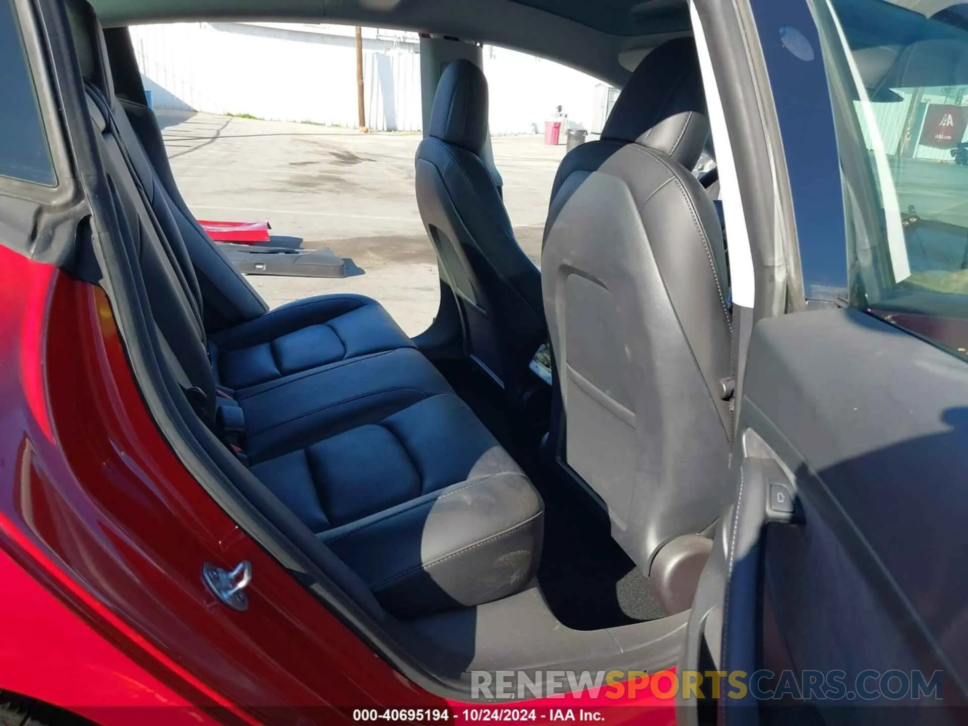 8 Photograph of a damaged car 5YJ3E1EA7NF338204 TESLA MODEL 3 2022