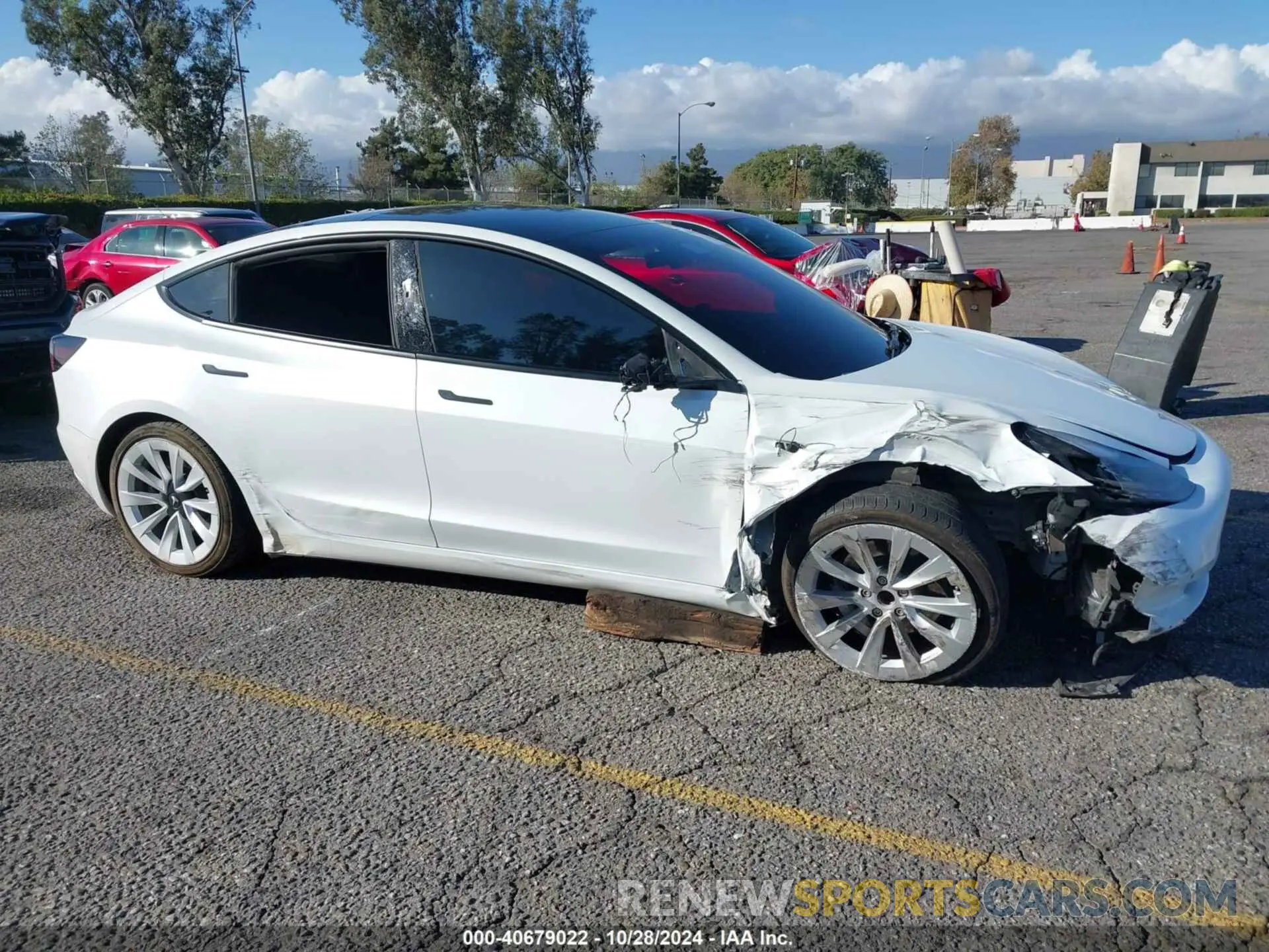 13 Photograph of a damaged car 5YJ3E1EA8NF144569 TESLA MODEL 3 2022