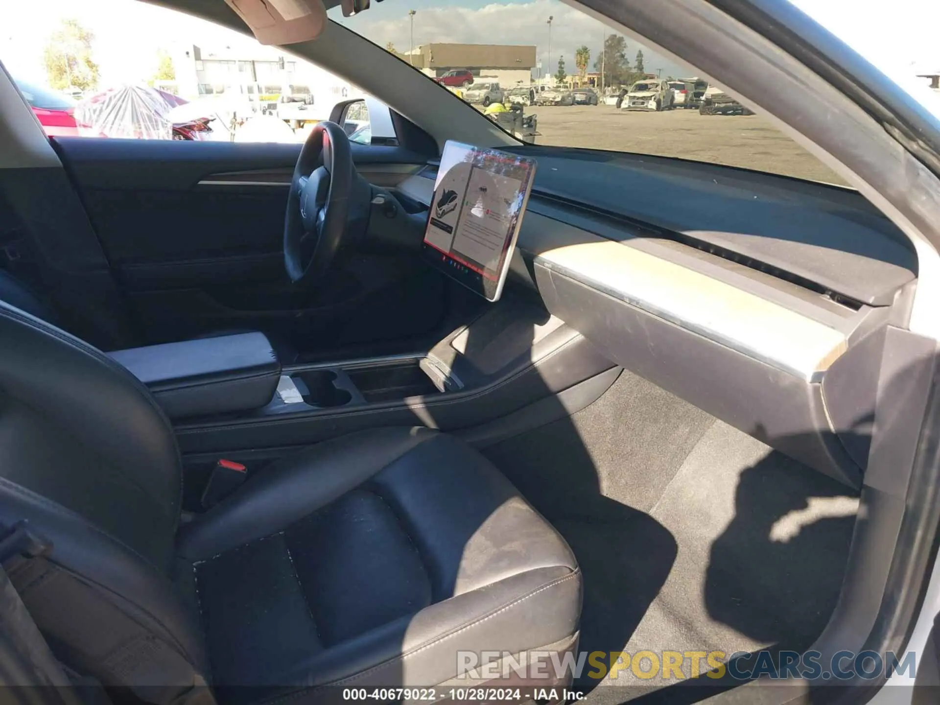 5 Photograph of a damaged car 5YJ3E1EA8NF144569 TESLA MODEL 3 2022