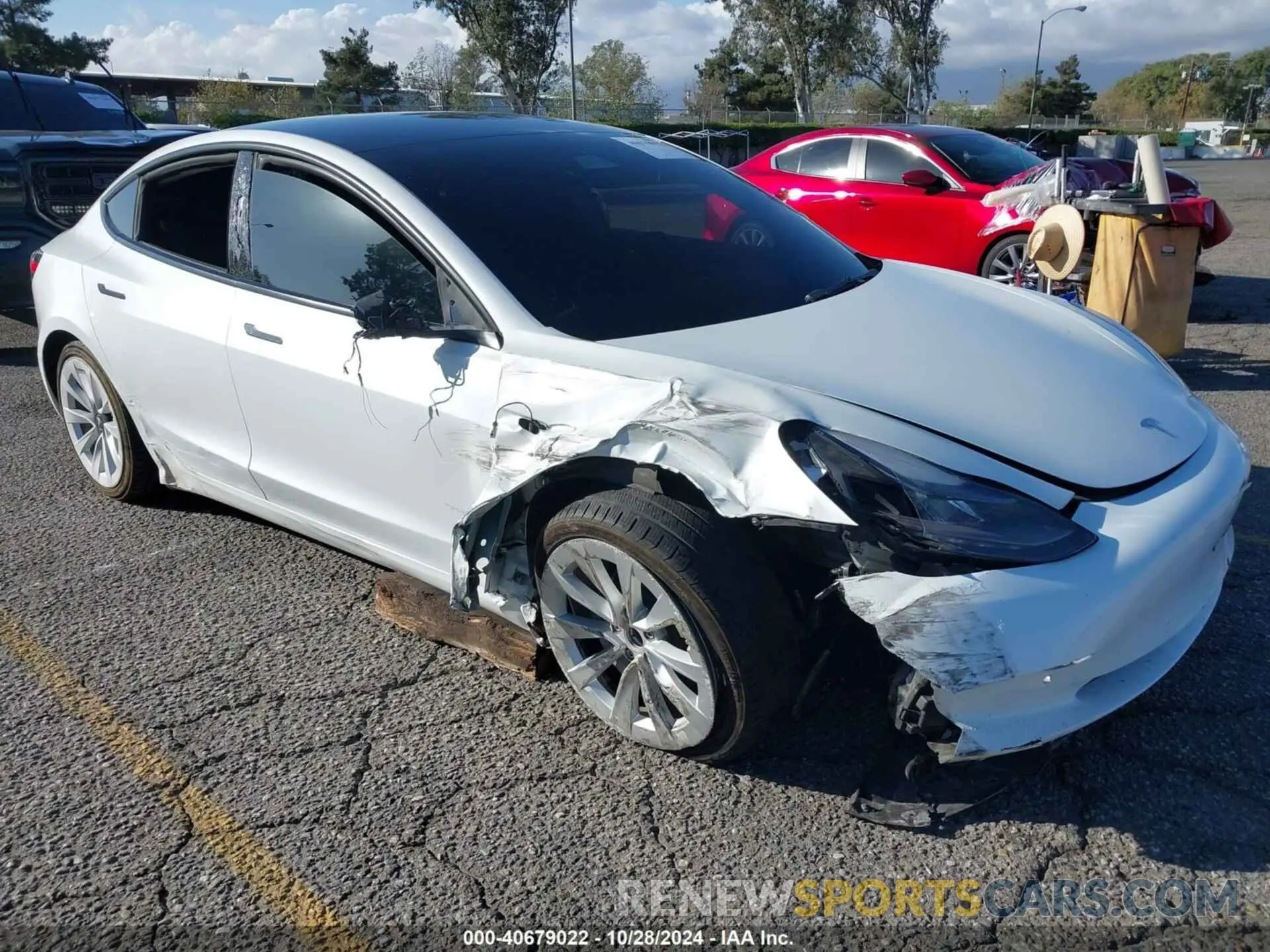 6 Photograph of a damaged car 5YJ3E1EA8NF144569 TESLA MODEL 3 2022