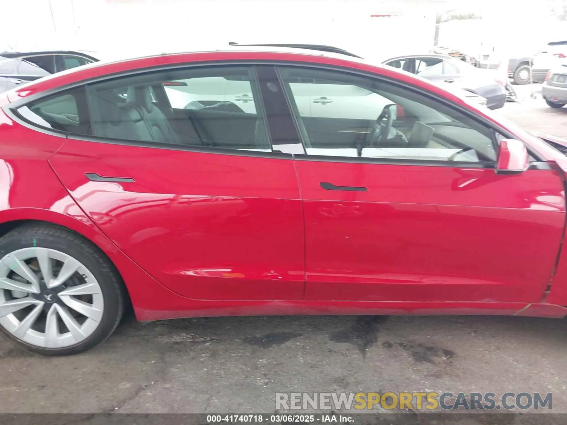 13 Фотография поврежденного автомобиля 5YJ3E1EA8NF177409 TESLA MODEL 3 2022