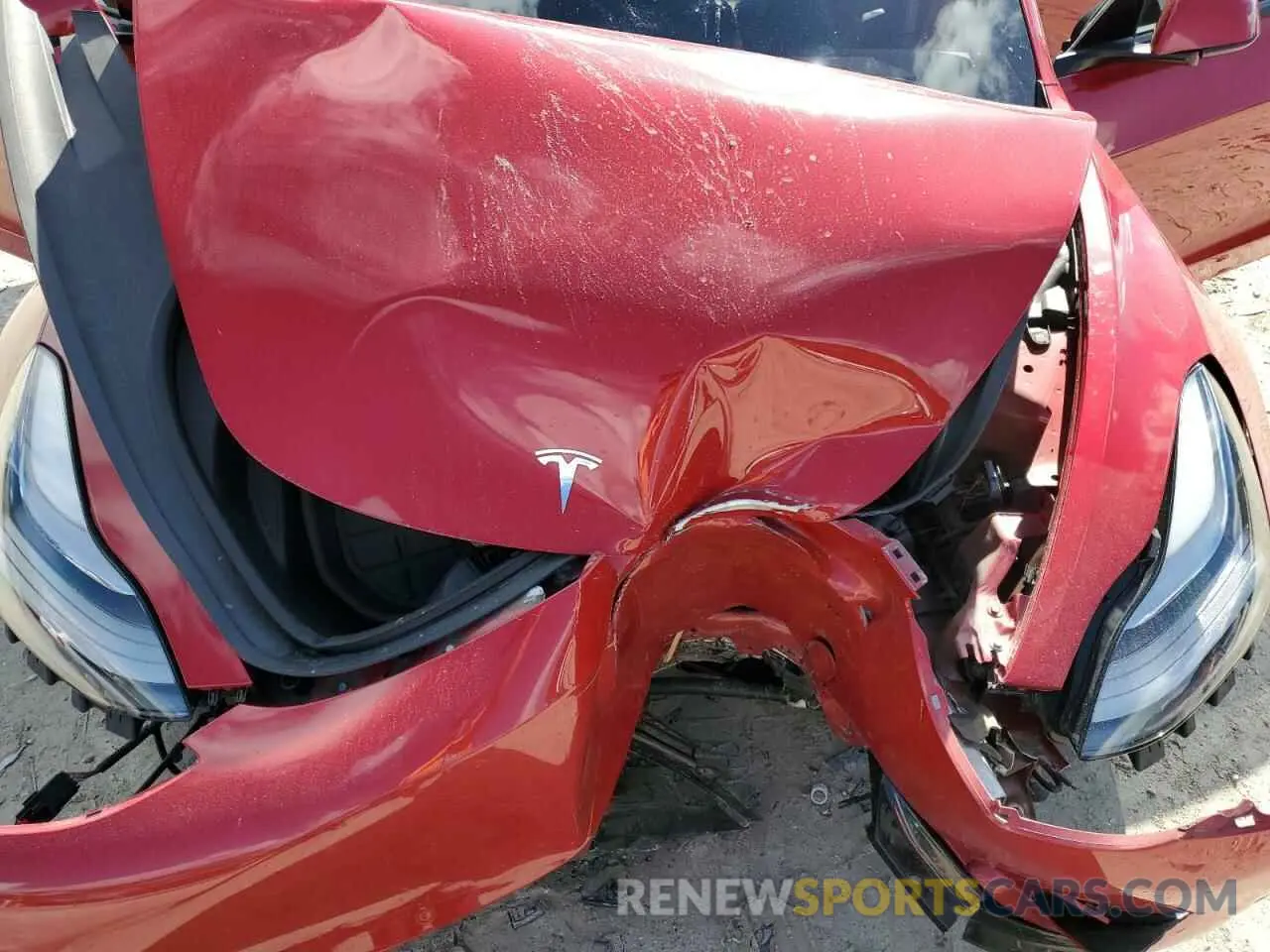 11 Photograph of a damaged car 5YJ3E1EA8NF186692 TESLA MODEL 3 2022
