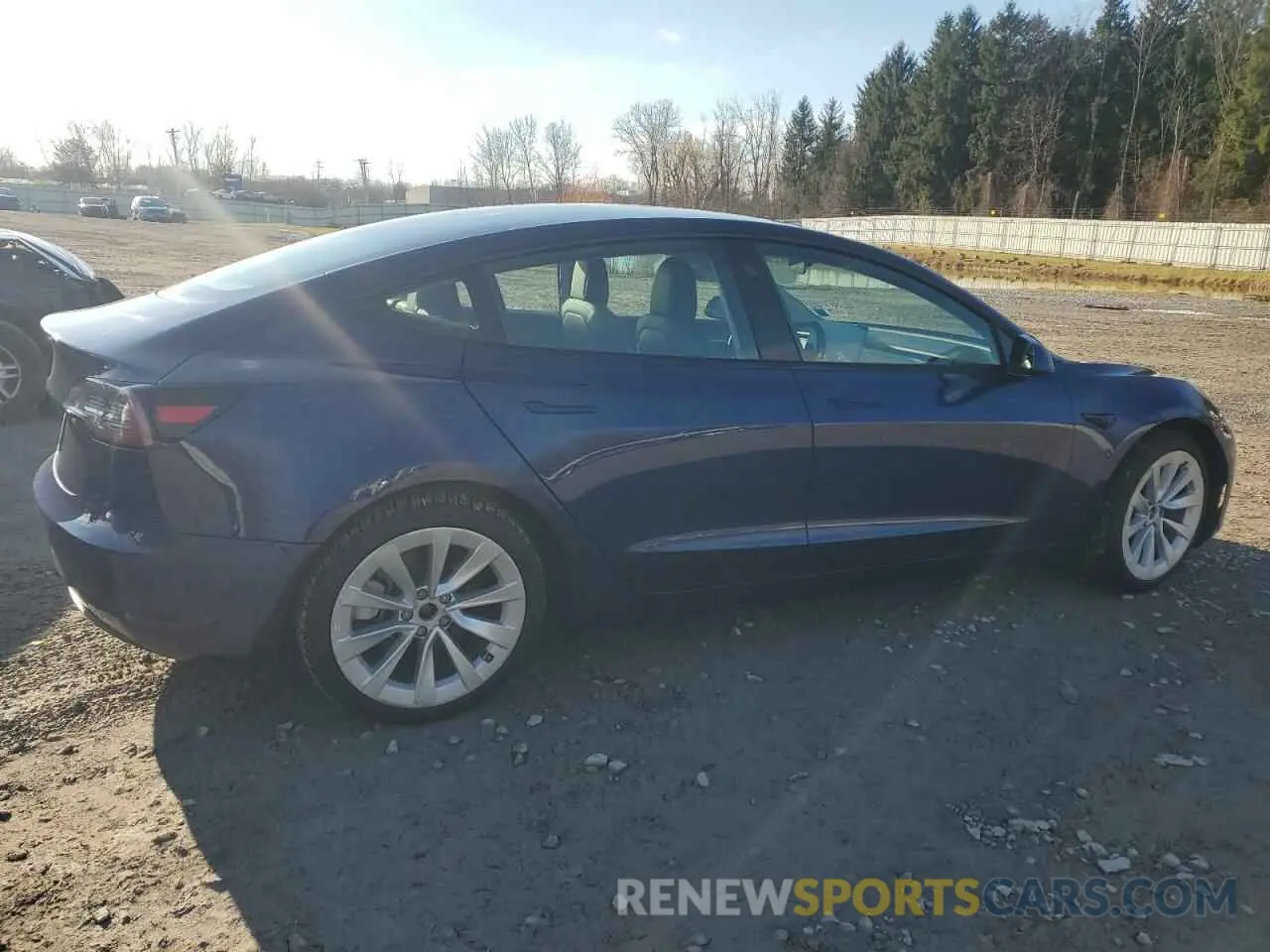3 Photograph of a damaged car 5YJ3E1EA8NF186871 TESLA MODEL 3 2022