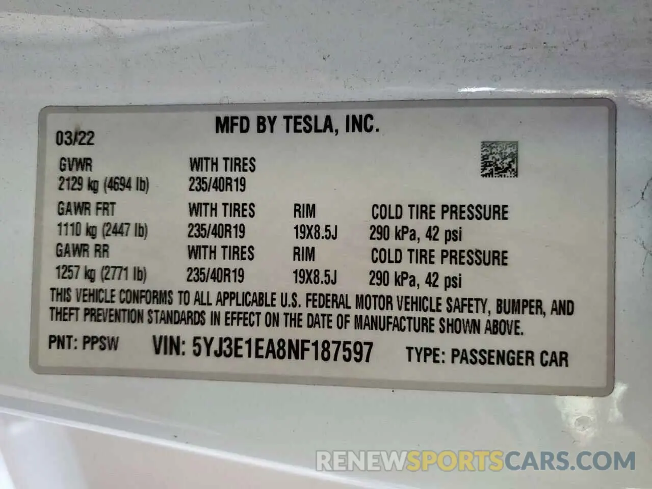 13 Photograph of a damaged car 5YJ3E1EA8NF187597 TESLA MODEL 3 2022