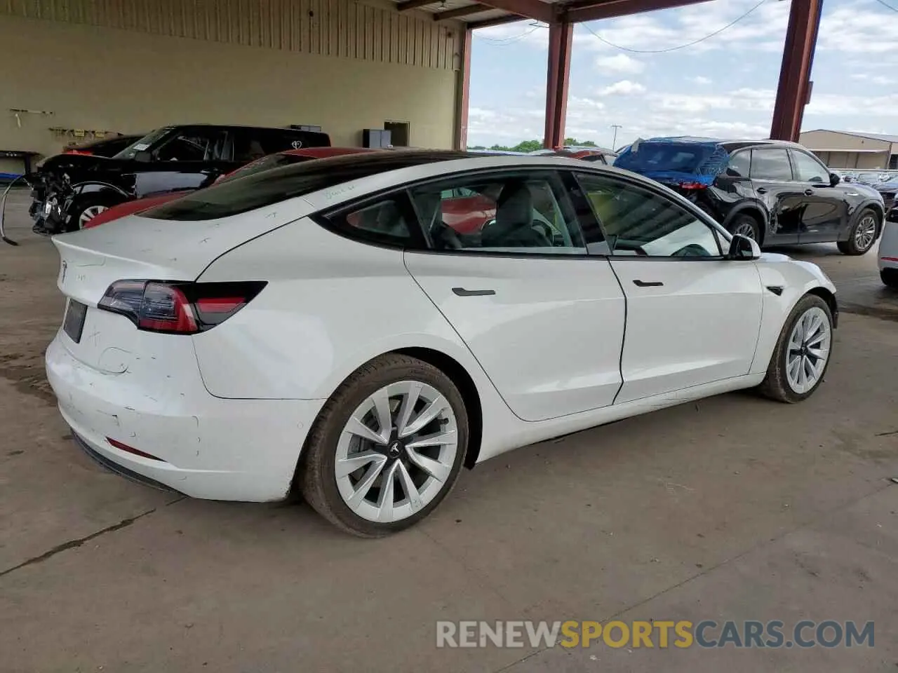 3 Photograph of a damaged car 5YJ3E1EA8NF187597 TESLA MODEL 3 2022