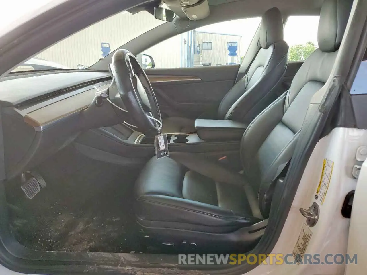 7 Photograph of a damaged car 5YJ3E1EA8NF187597 TESLA MODEL 3 2022