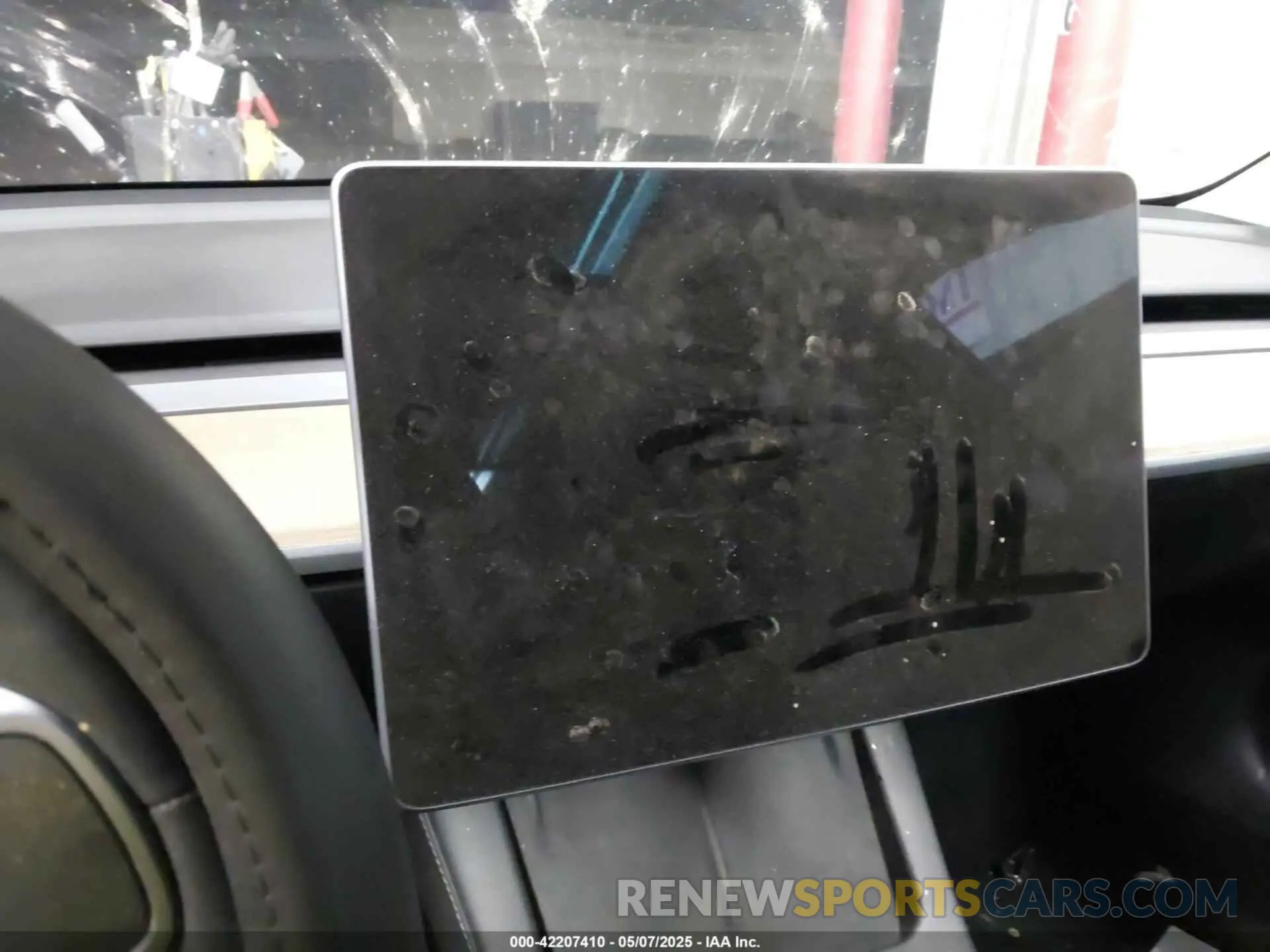 14 Photograph of a damaged car 5YJ3E1EA8NF188927 TESLA MODEL 3 2022