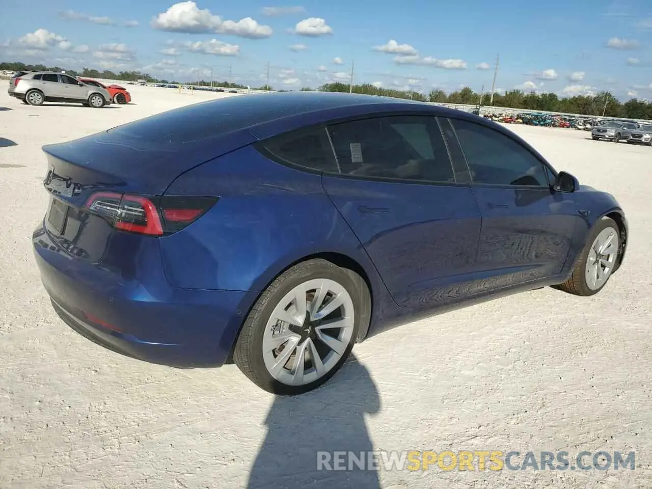3 Photograph of a damaged car 5YJ3E1EA8NF190855 TESLA MODEL 3 2022