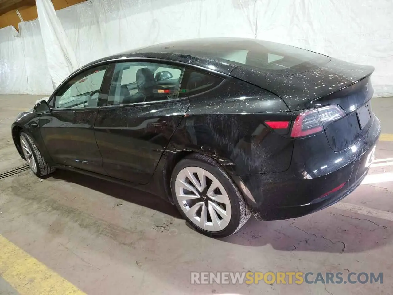 2 Photograph of a damaged car 5YJ3E1EA8NF286579 TESLA MODEL 3 2022