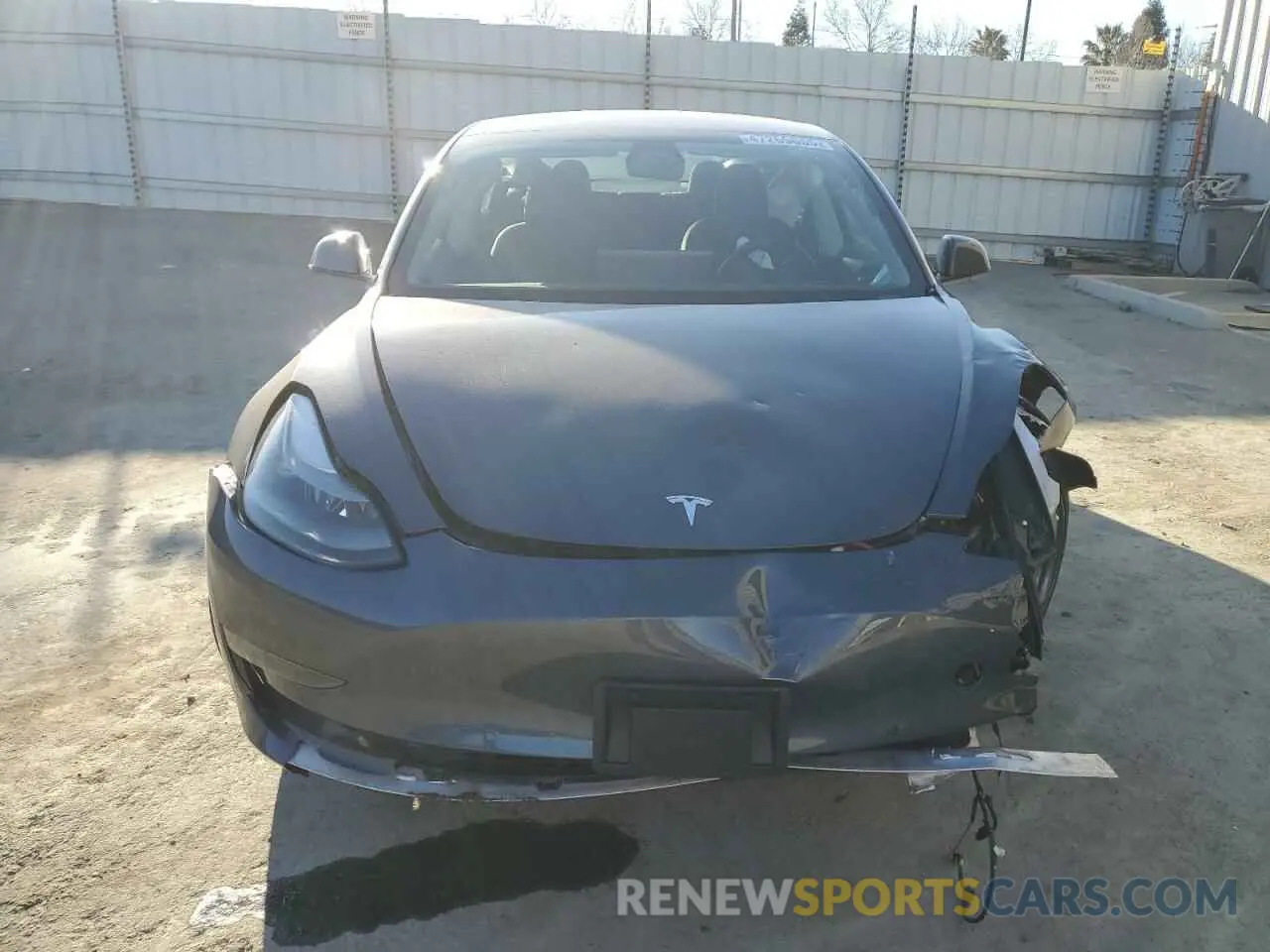 5 Photograph of a damaged car 5YJ3E1EA8NF301260 TESLA MODEL 3 2022