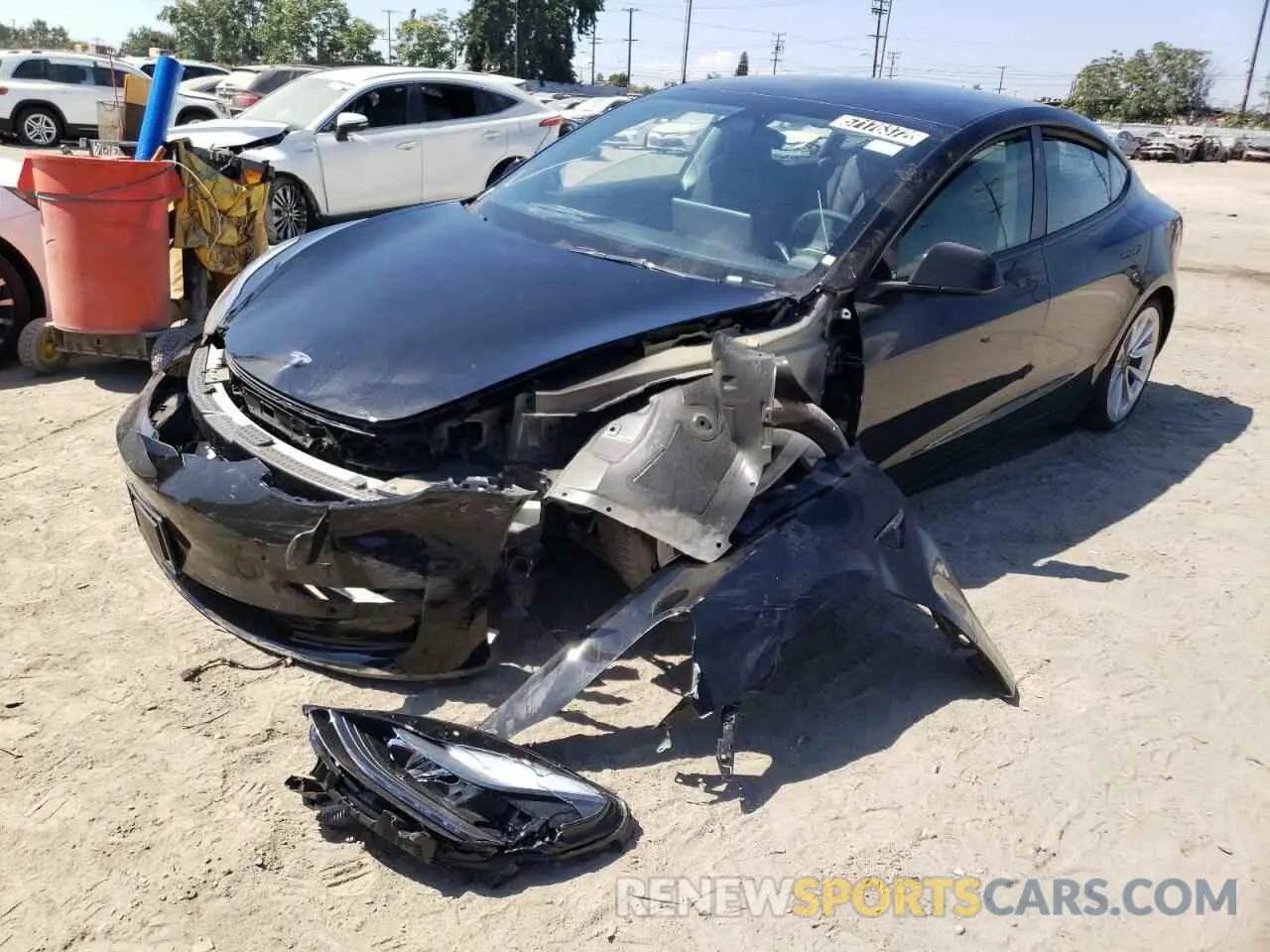 2 Photograph of a damaged car 5YJ3E1EA8NF304112 TESLA MODEL 3 2022