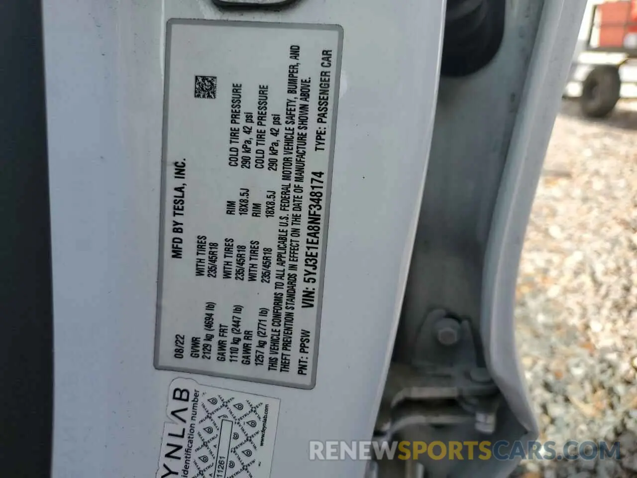 12 Photograph of a damaged car 5YJ3E1EA8NF348174 TESLA MODEL 3 2022