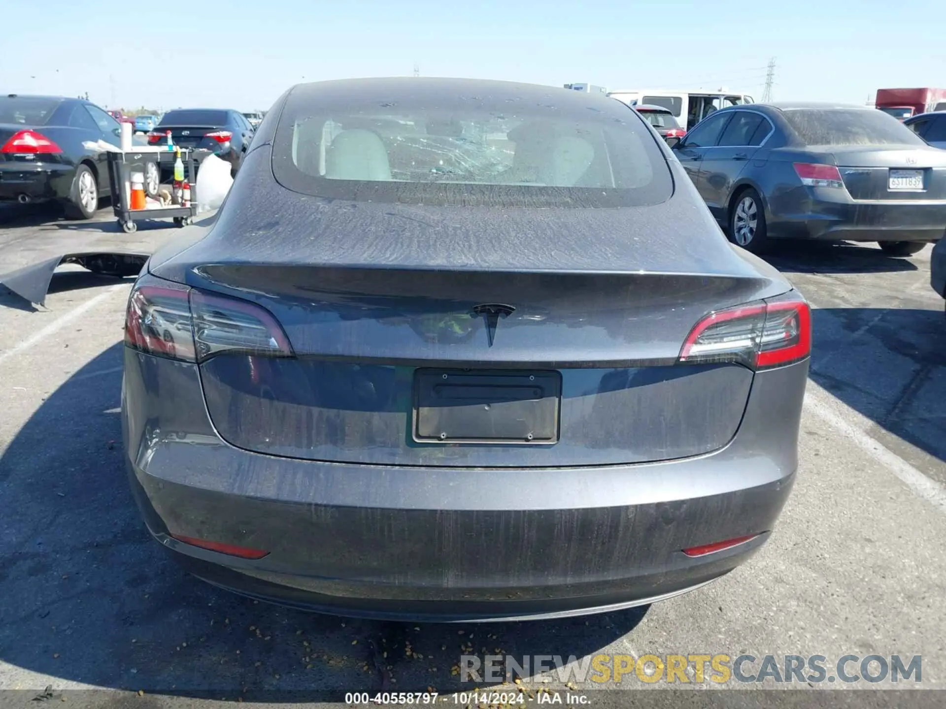 16 Фотография поврежденного автомобиля 5YJ3E1EA8NF357943 TESLA MODEL 3 2022