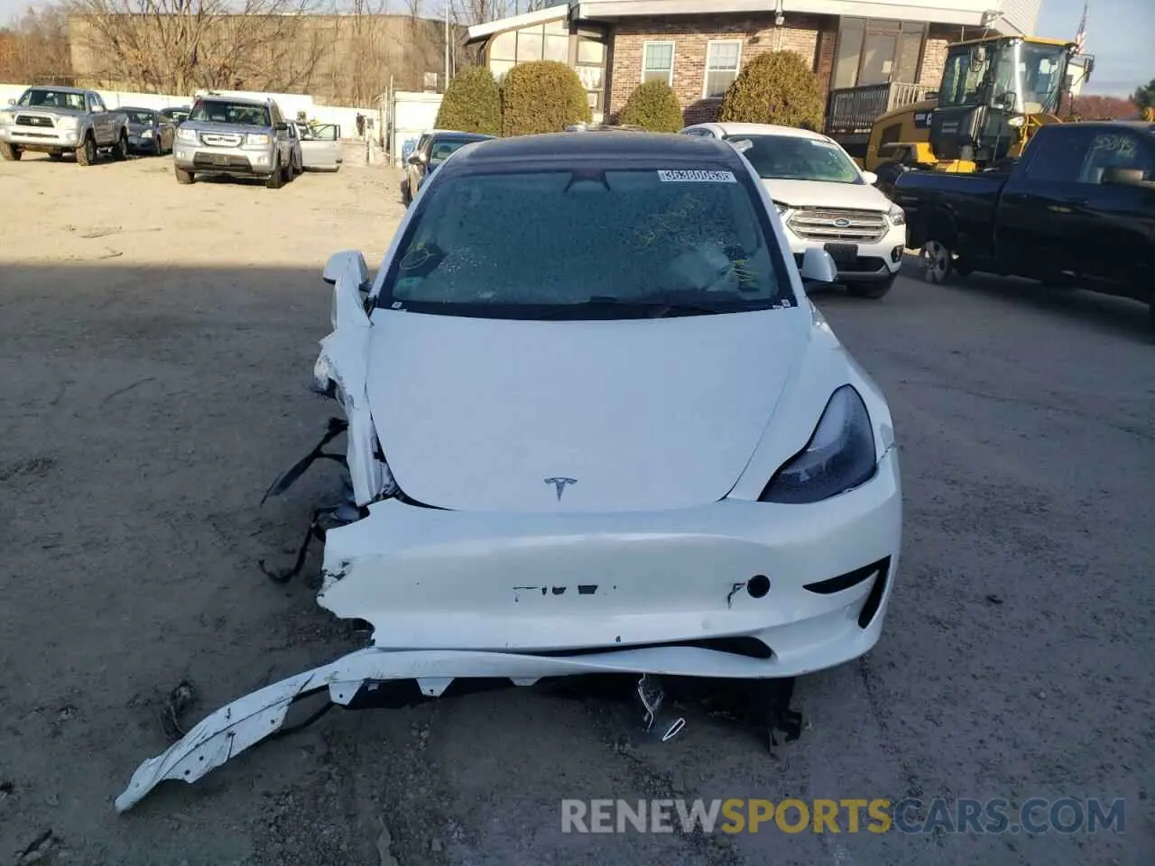 5 Photograph of a damaged car 5YJ3E1EA8NF370868 TESLA MODEL 3 2022