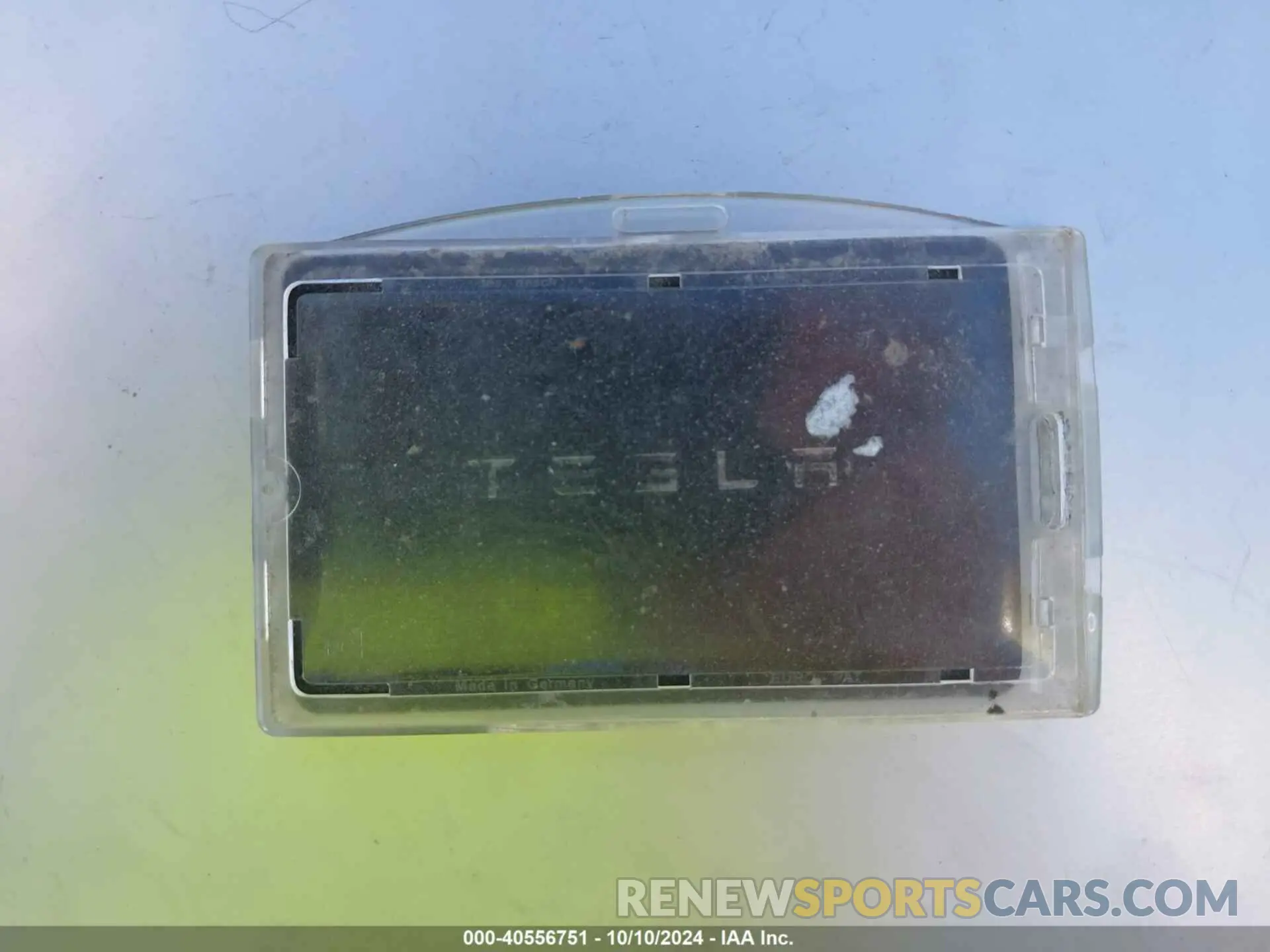 11 Фотография поврежденного автомобиля 5YJ3E1EA9NF185227 TESLA MODEL 3 2022