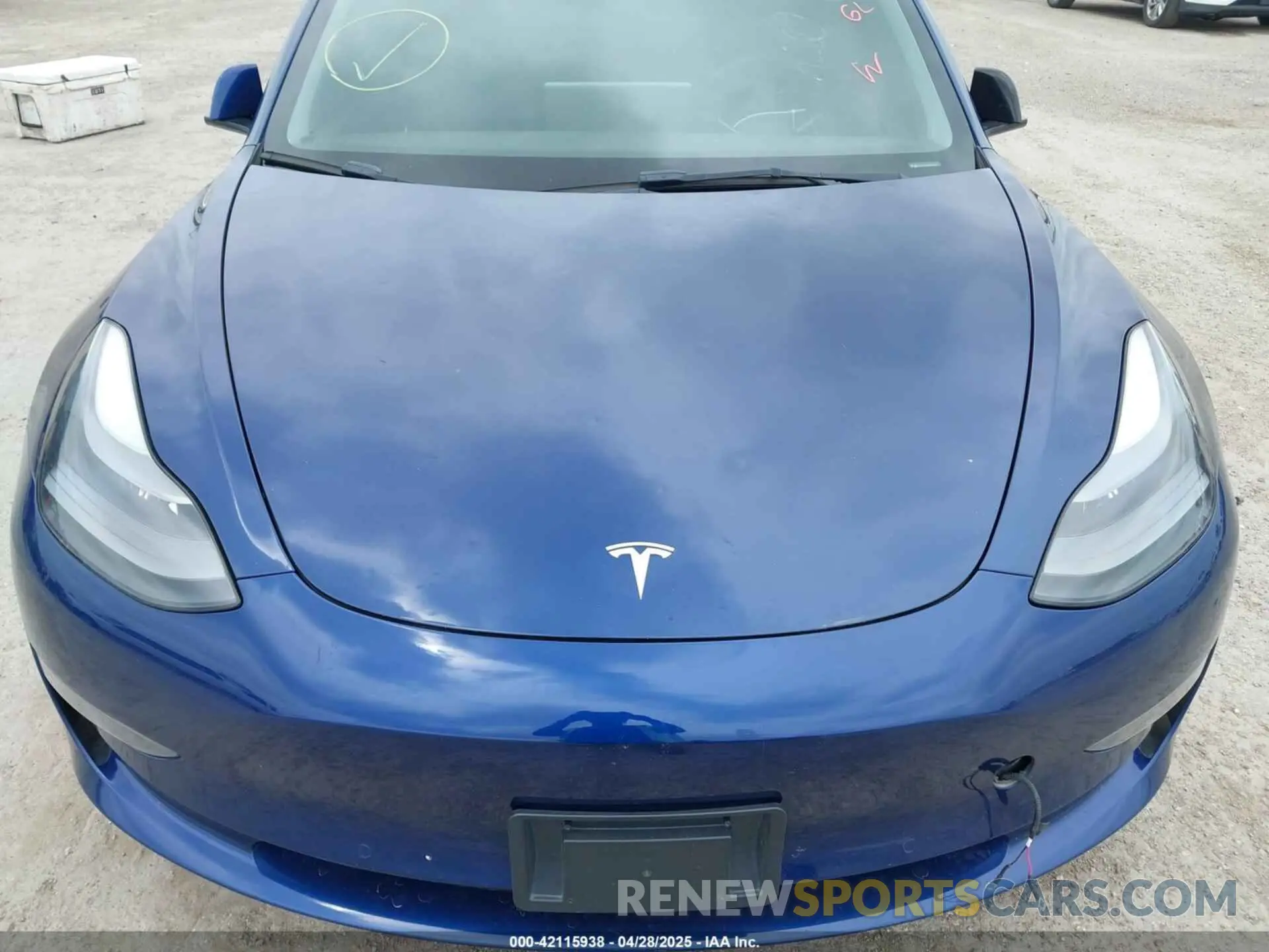 10 Photograph of a damaged car 5YJ3E1EA9NF189004 TESLA MODEL 3 2022