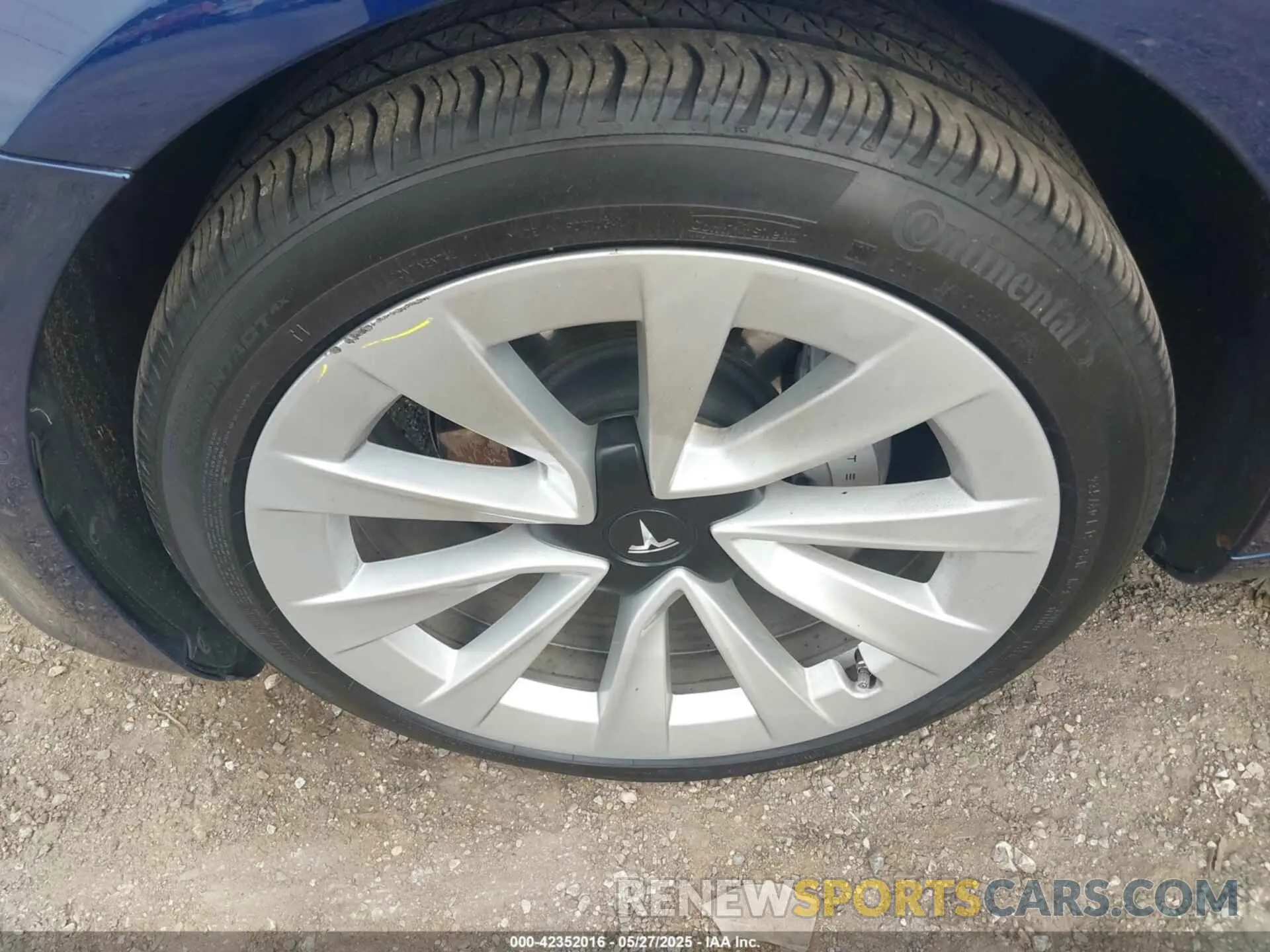 12 Фотография поврежденного автомобиля 5YJ3E1EA9NF199483 TESLA MODEL 3 2022