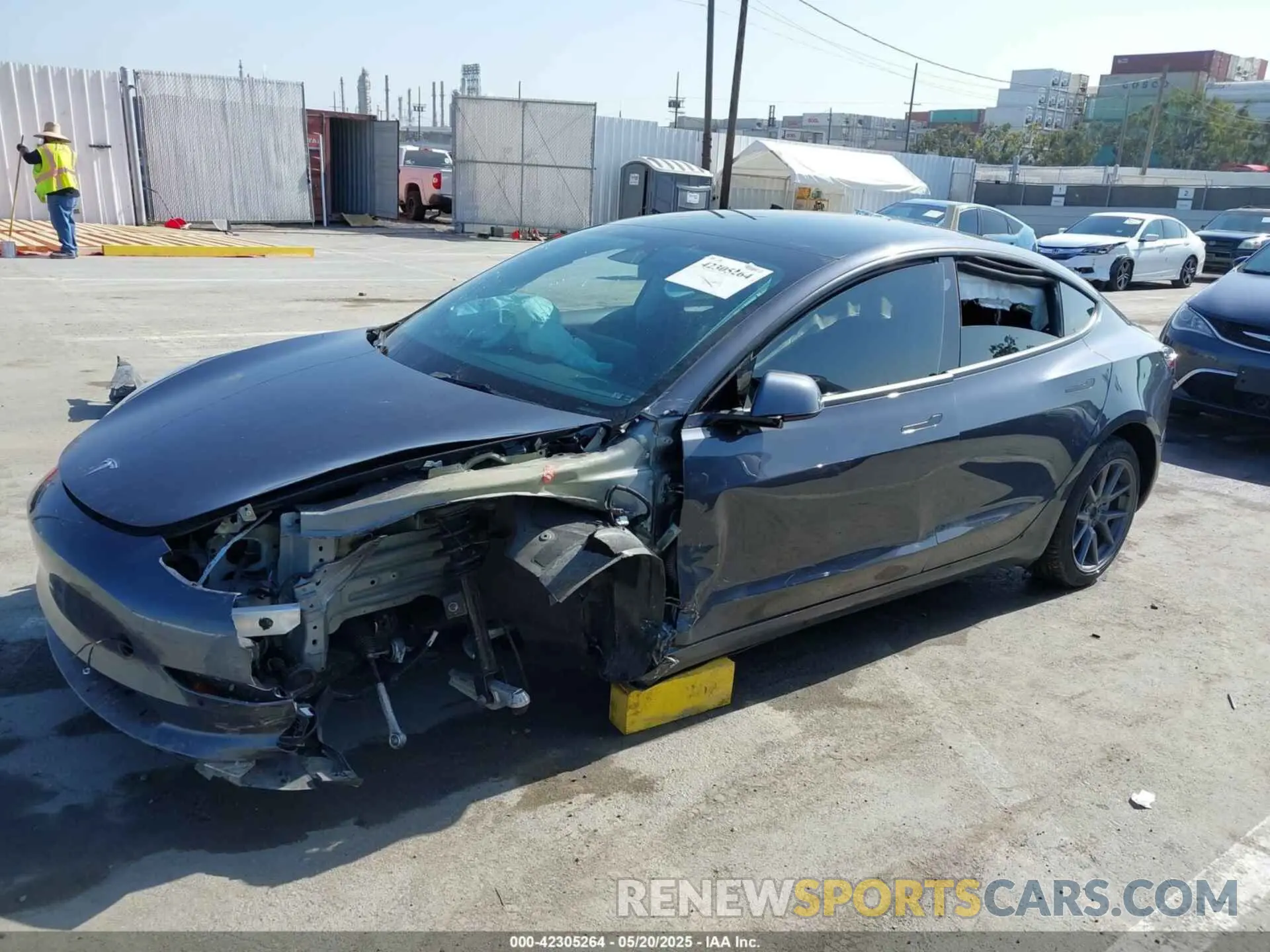 2 Photograph of a damaged car 5YJ3E1EA9NF212412 TESLA MODEL 3 2022