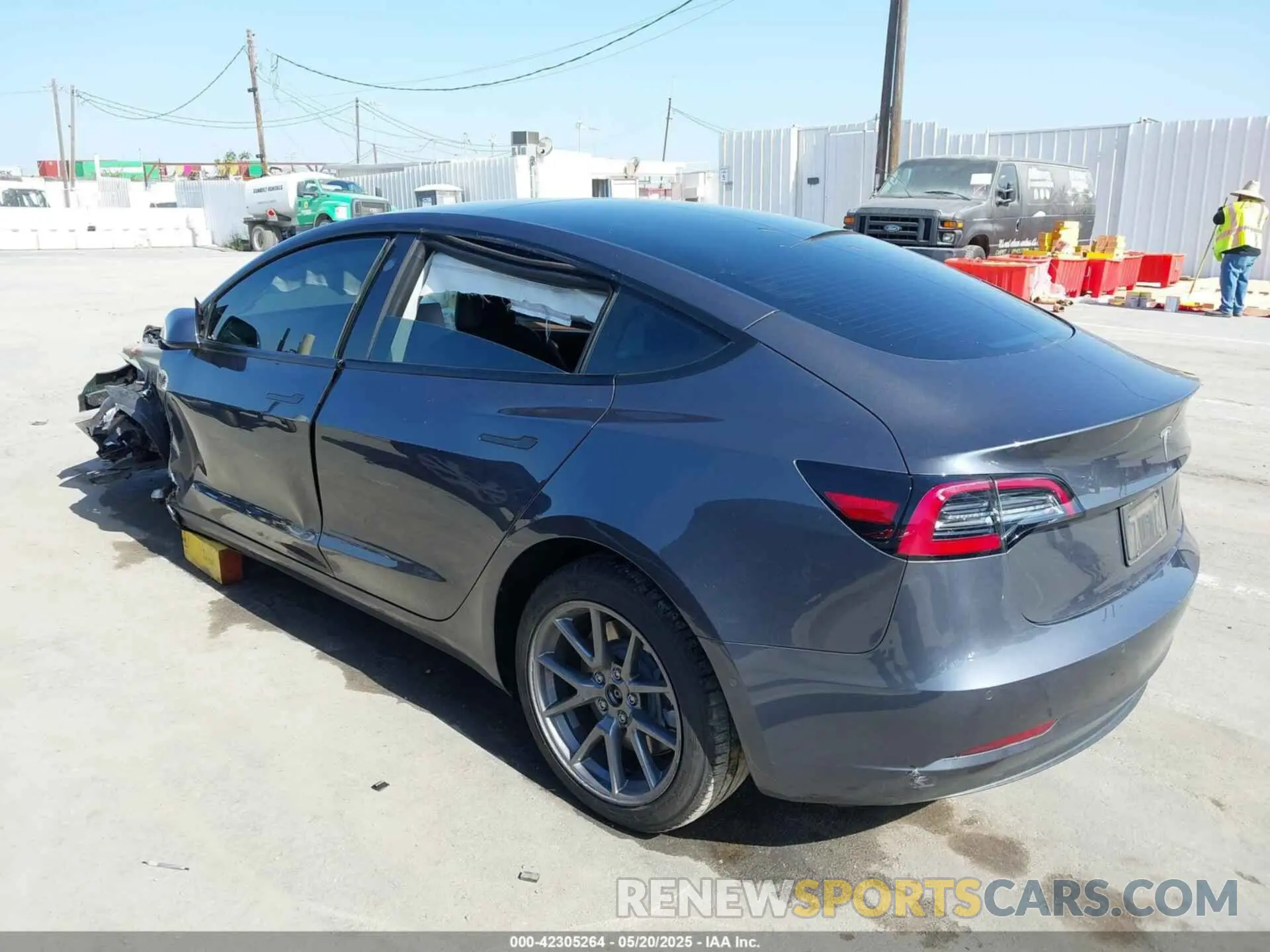 3 Photograph of a damaged car 5YJ3E1EA9NF212412 TESLA MODEL 3 2022
