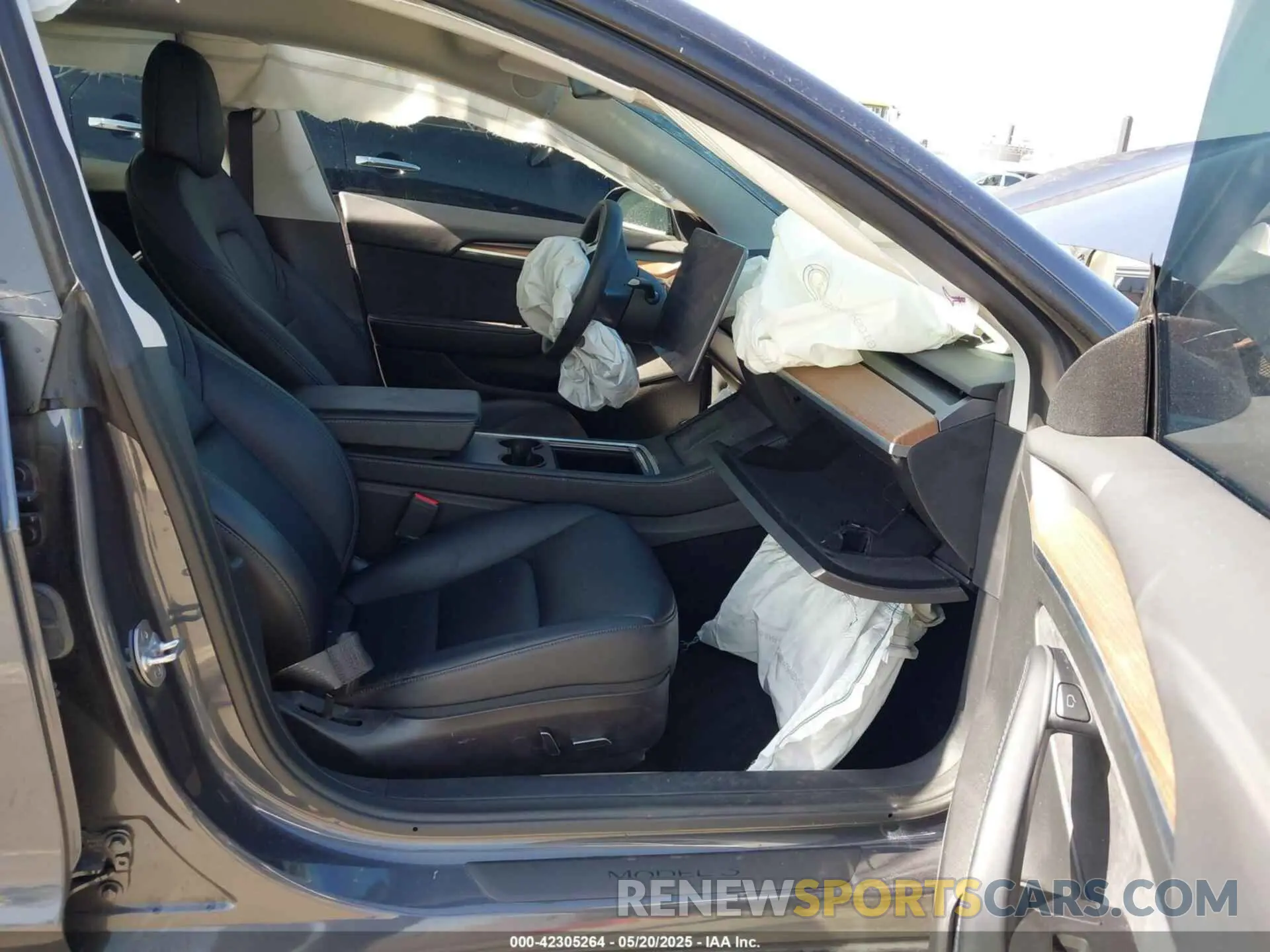 5 Photograph of a damaged car 5YJ3E1EA9NF212412 TESLA MODEL 3 2022
