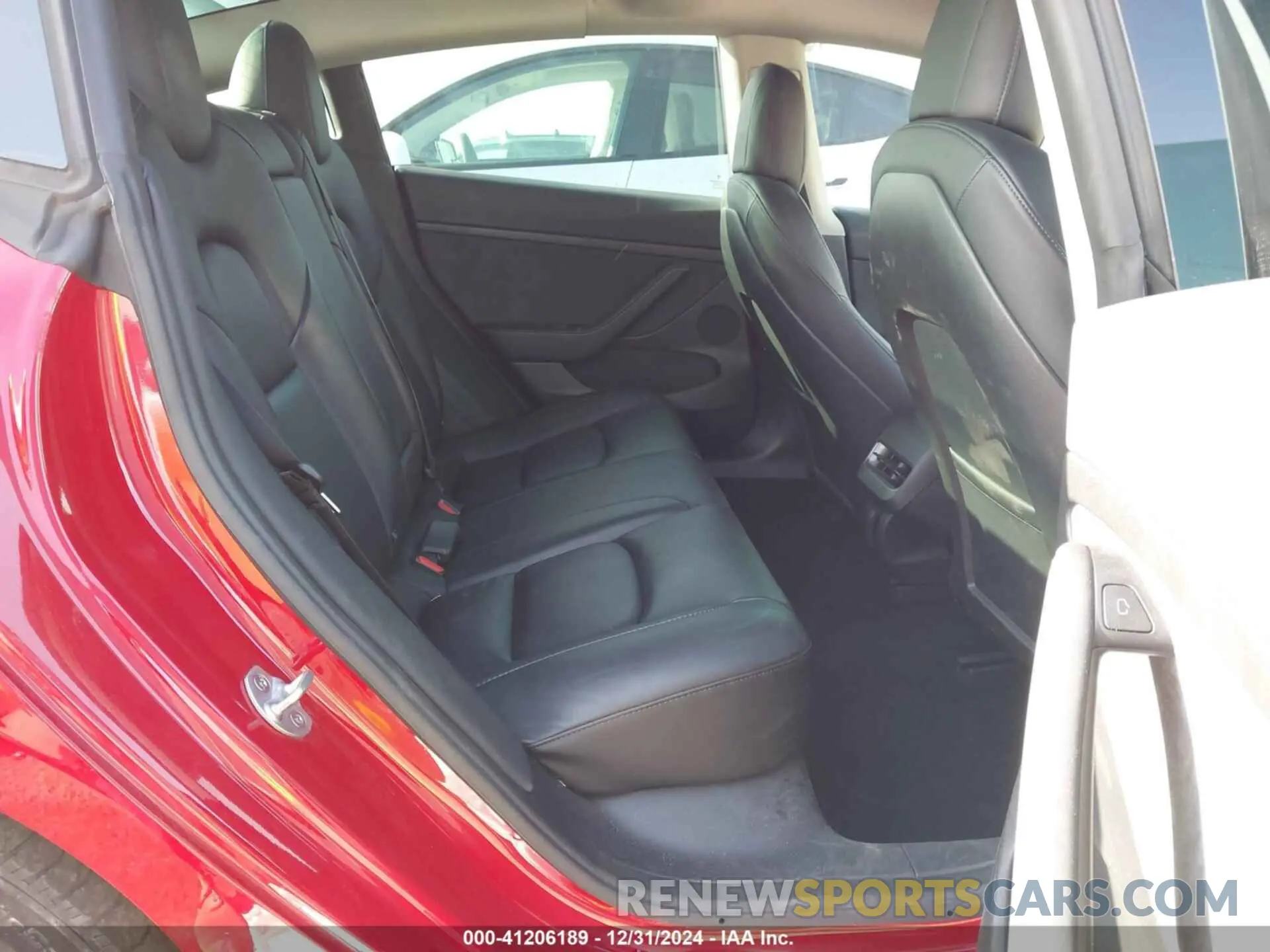 8 Photograph of a damaged car 5YJ3E1EA9NF232921 TESLA MODEL 3 2022