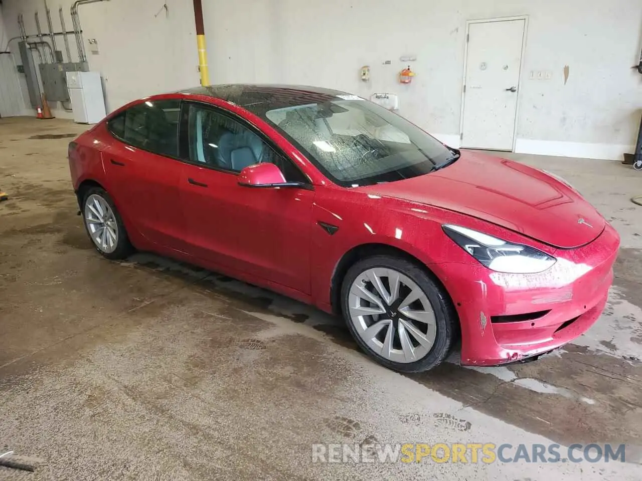 4 Фотография поврежденного автомобиля 5YJ3E1EA9NF290379 TESLA MODEL 3 2022
