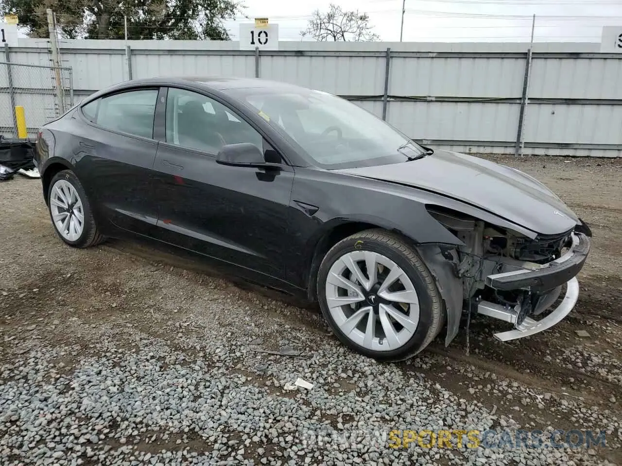 4 Фотография поврежденного автомобиля 5YJ3E1EA9NF294772 TESLA MODEL 3 2022