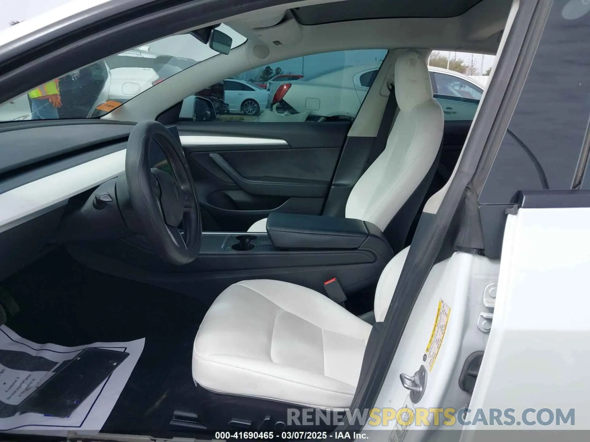 15 Photograph of a damaged car 5YJ3E1EA9NF337989 TESLA MODEL 3 2022