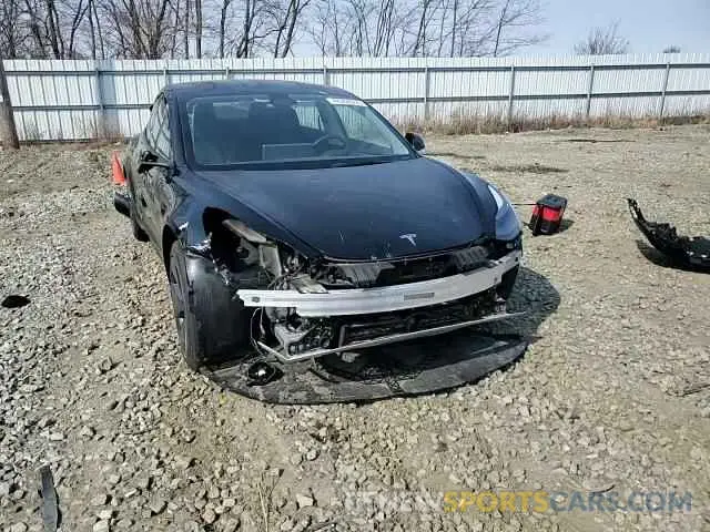 11 Photograph of a damaged car 5YJ3E1EA9NF344876 TESLA MODEL 3 2022