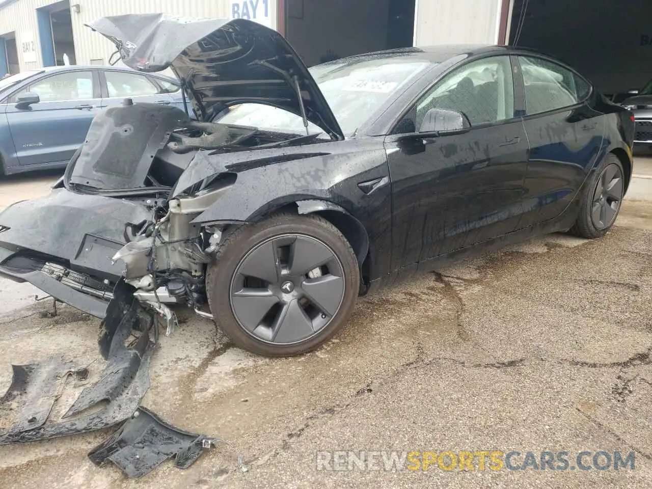 1 Фотография поврежденного автомобиля 5YJ3E1EA9NF371172 TESLA MODEL 3 2022