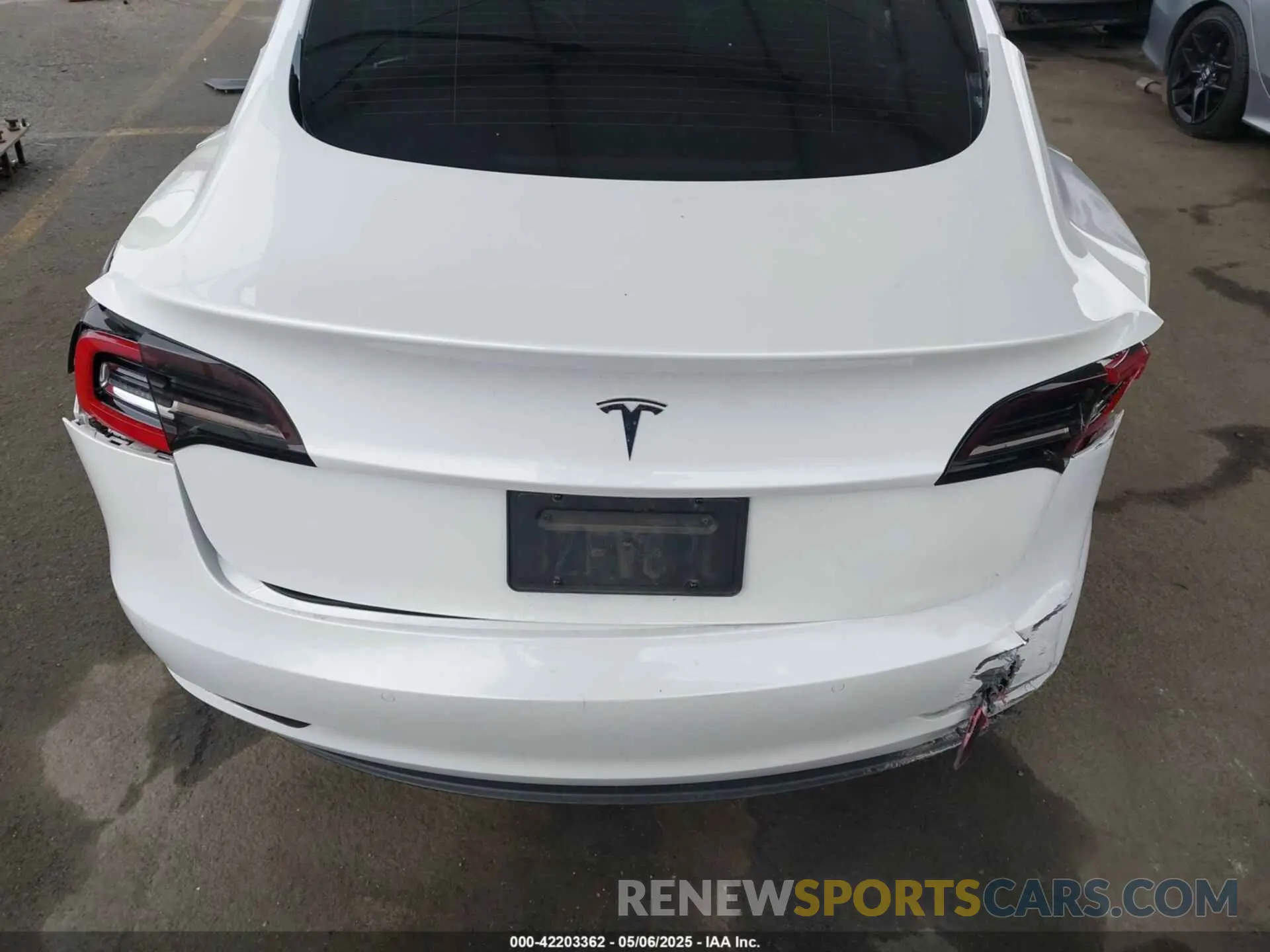 23 Фотография поврежденного автомобиля 5YJ3E1EAXNF117101 TESLA MODEL 3 2022