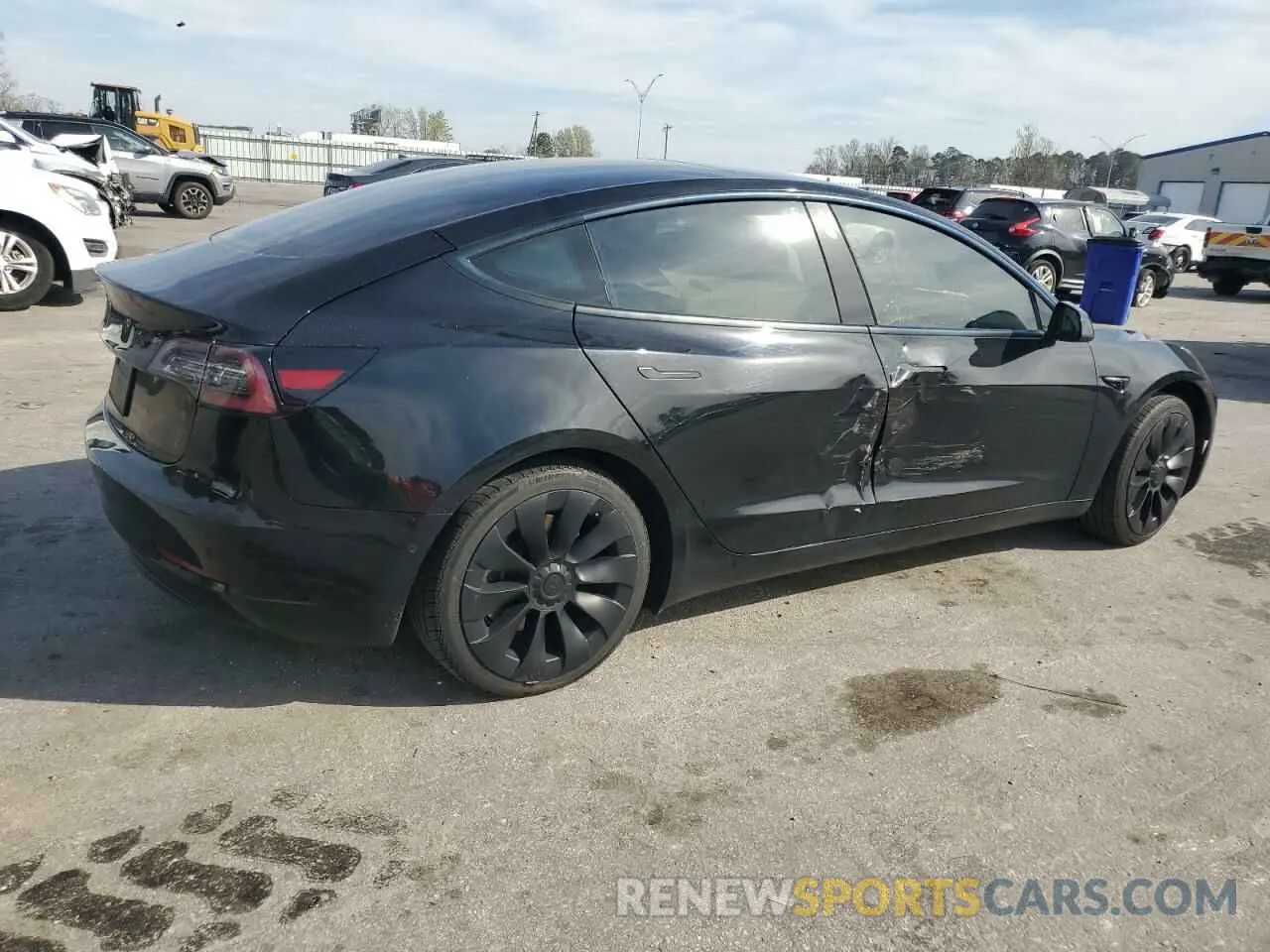 3 Фотография поврежденного автомобиля 5YJ3E1EAXNF185818 TESLA MODEL 3 2022