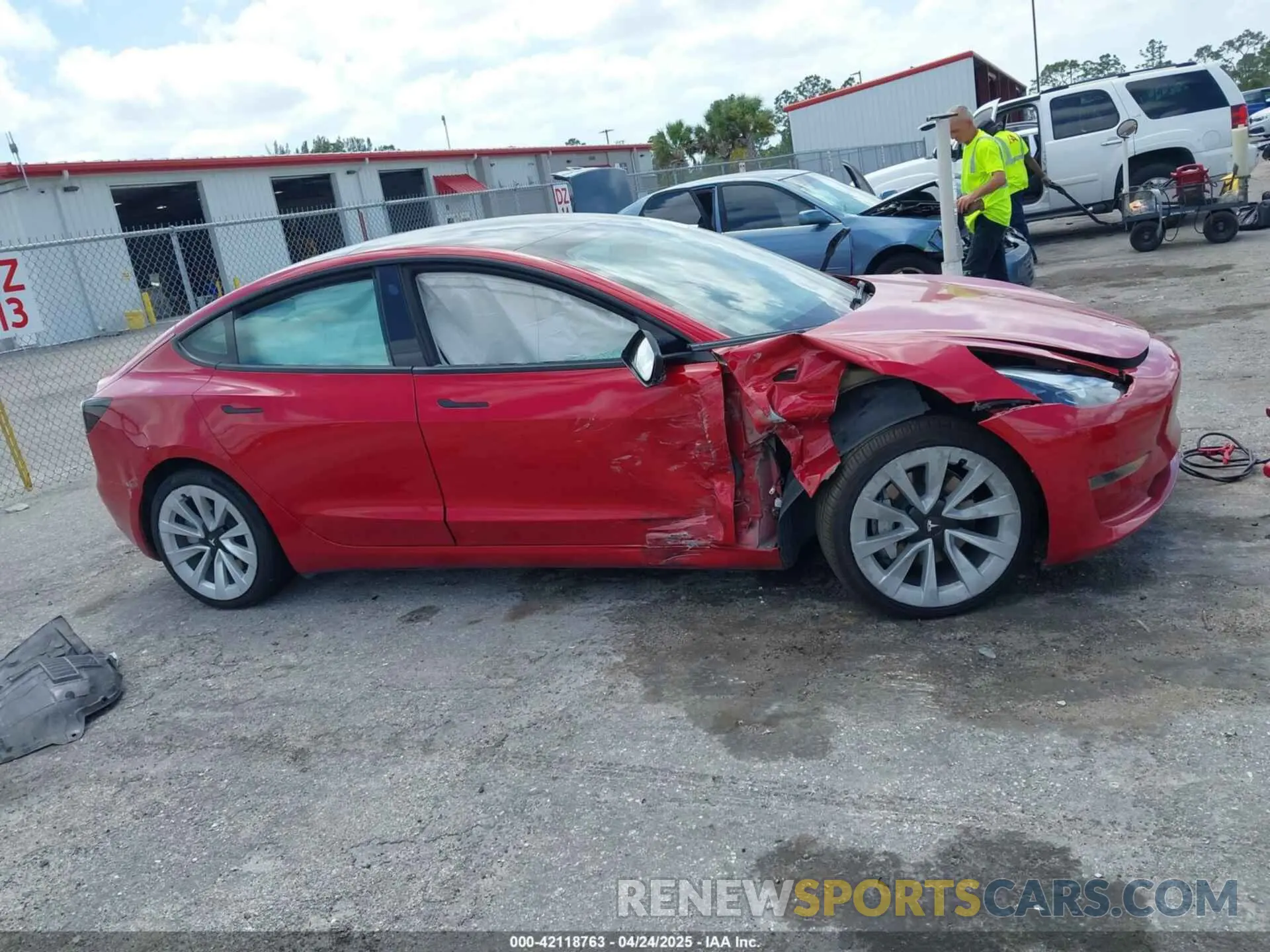 12 Фотография поврежденного автомобиля 5YJ3E1EAXNF288351 TESLA MODEL 3 2022