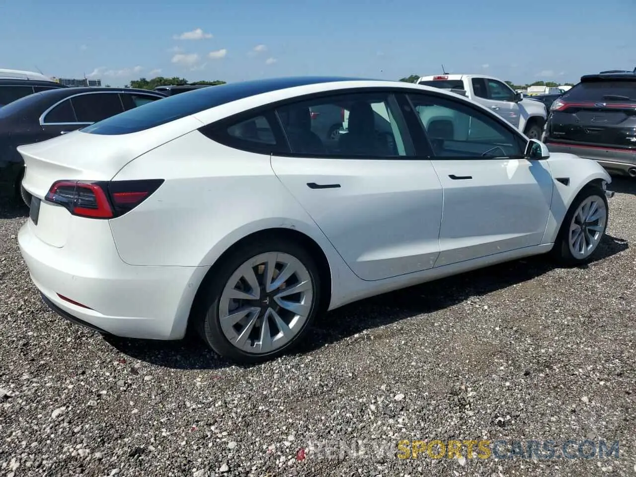 3 Photograph of a damaged car 5YJ3E1EAXNF290276 TESLA MODEL 3 2022