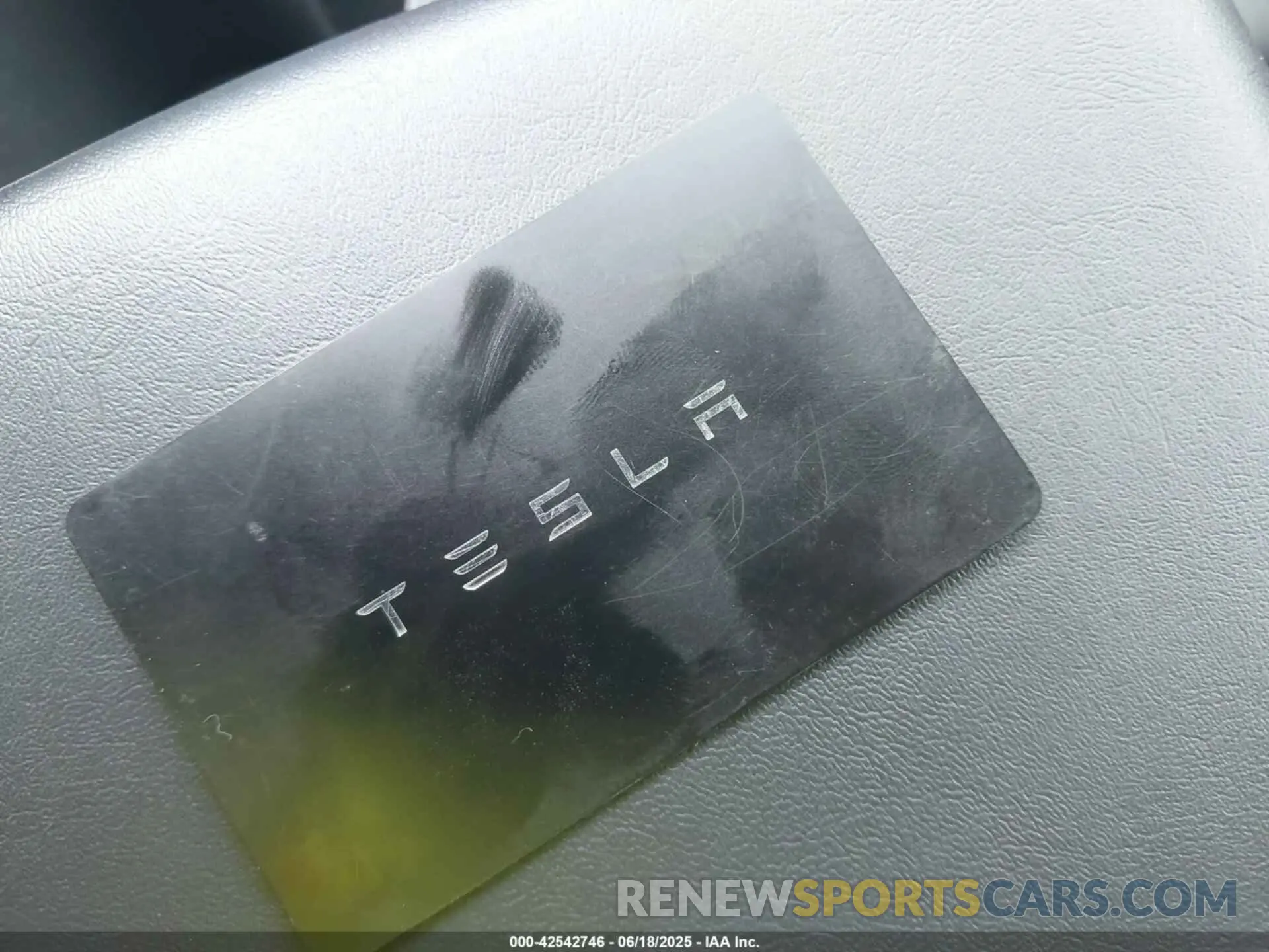 11 Photograph of a damaged car 5YJ3E1EAXNF291170 TESLA MODEL 3 2022