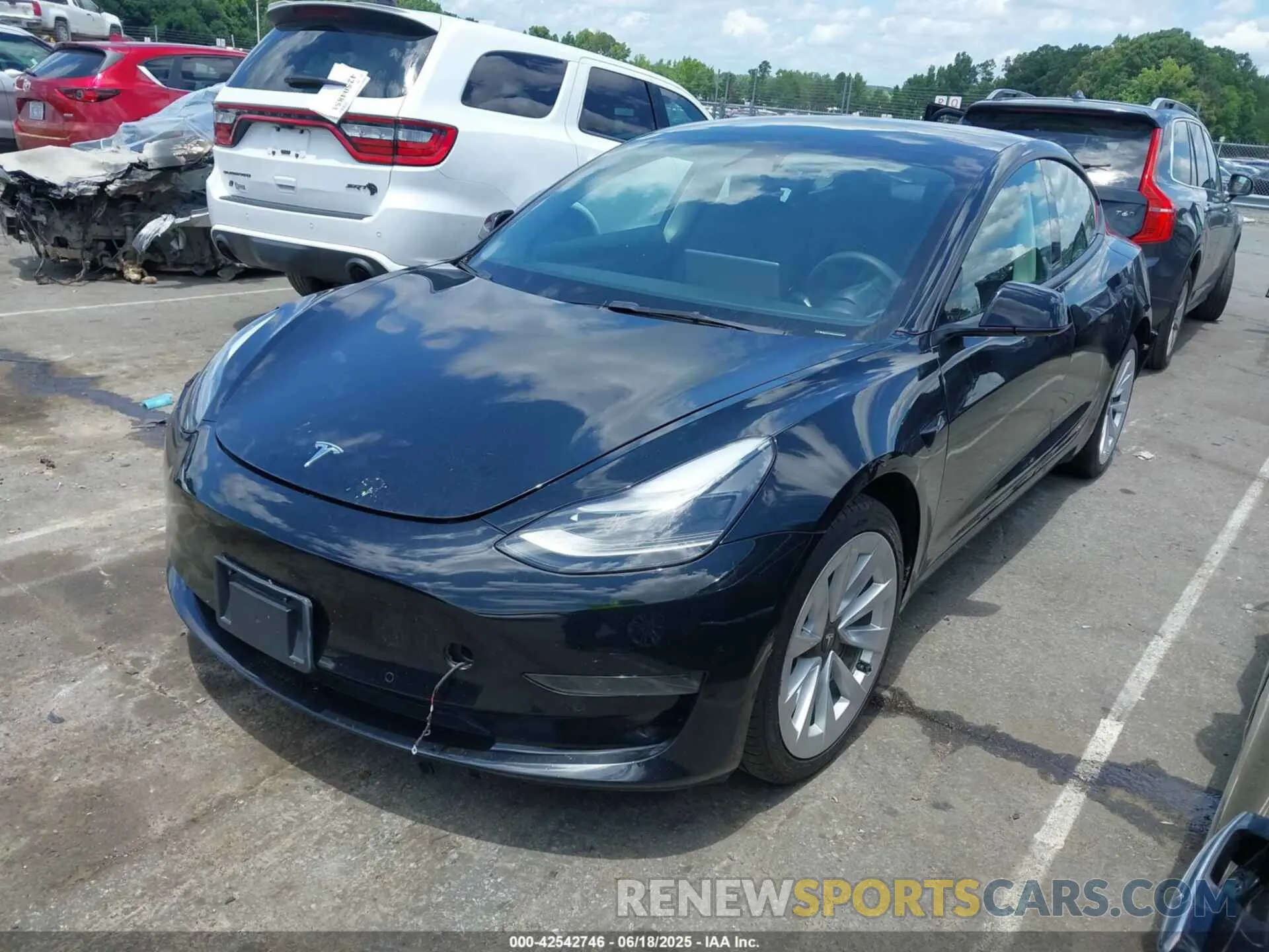 2 Photograph of a damaged car 5YJ3E1EAXNF291170 TESLA MODEL 3 2022