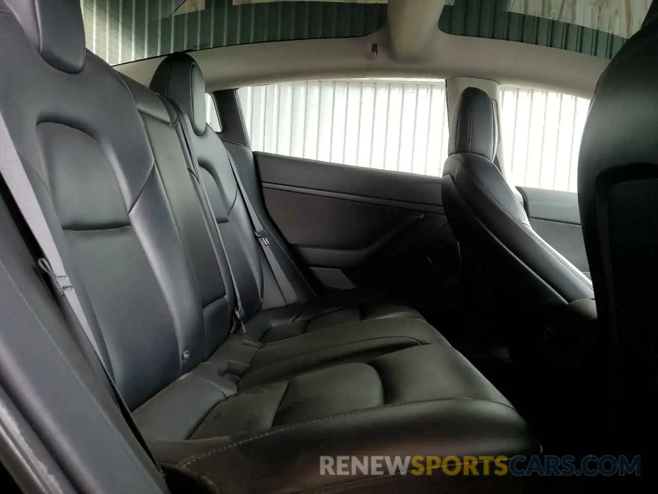 10 Фотография поврежденного автомобиля 5YJ3E1EAXNF304743 TESLA MODEL 3 2022