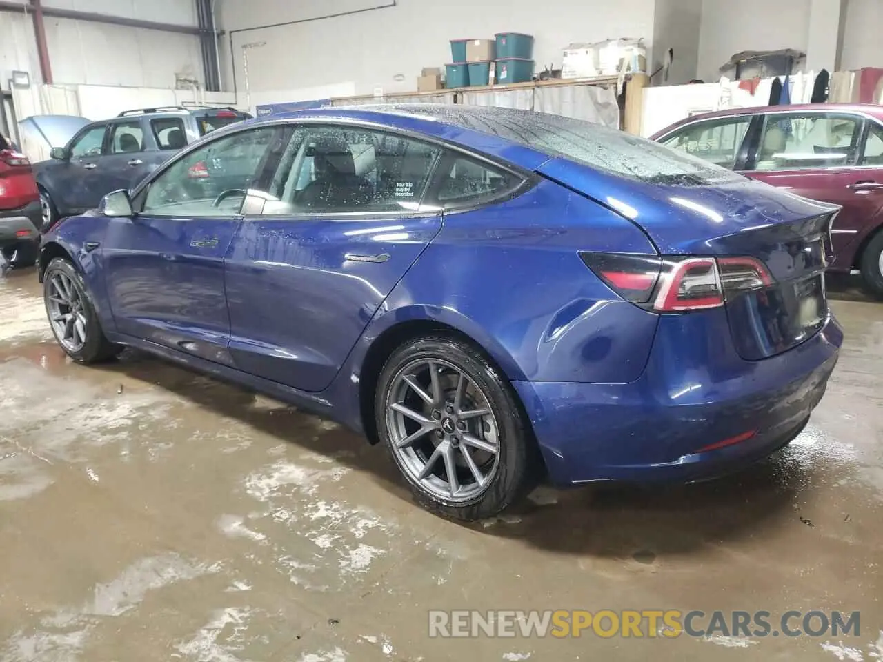 2 Photograph of a damaged car 5YJ3E1EAXNF368605 TESLA MODEL 3 2022