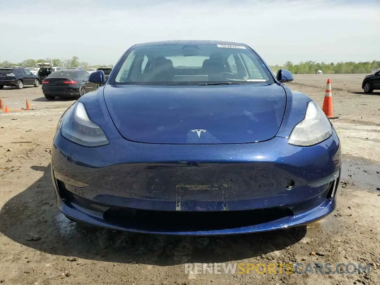 5 Photograph of a damaged car 5YJ3E1EAXNF370144 TESLA MODEL 3 2022