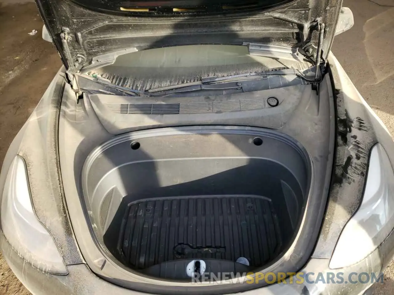 11 Photograph of a damaged car 5YJ3E1EAXNF371181 TESLA MODEL 3 2022