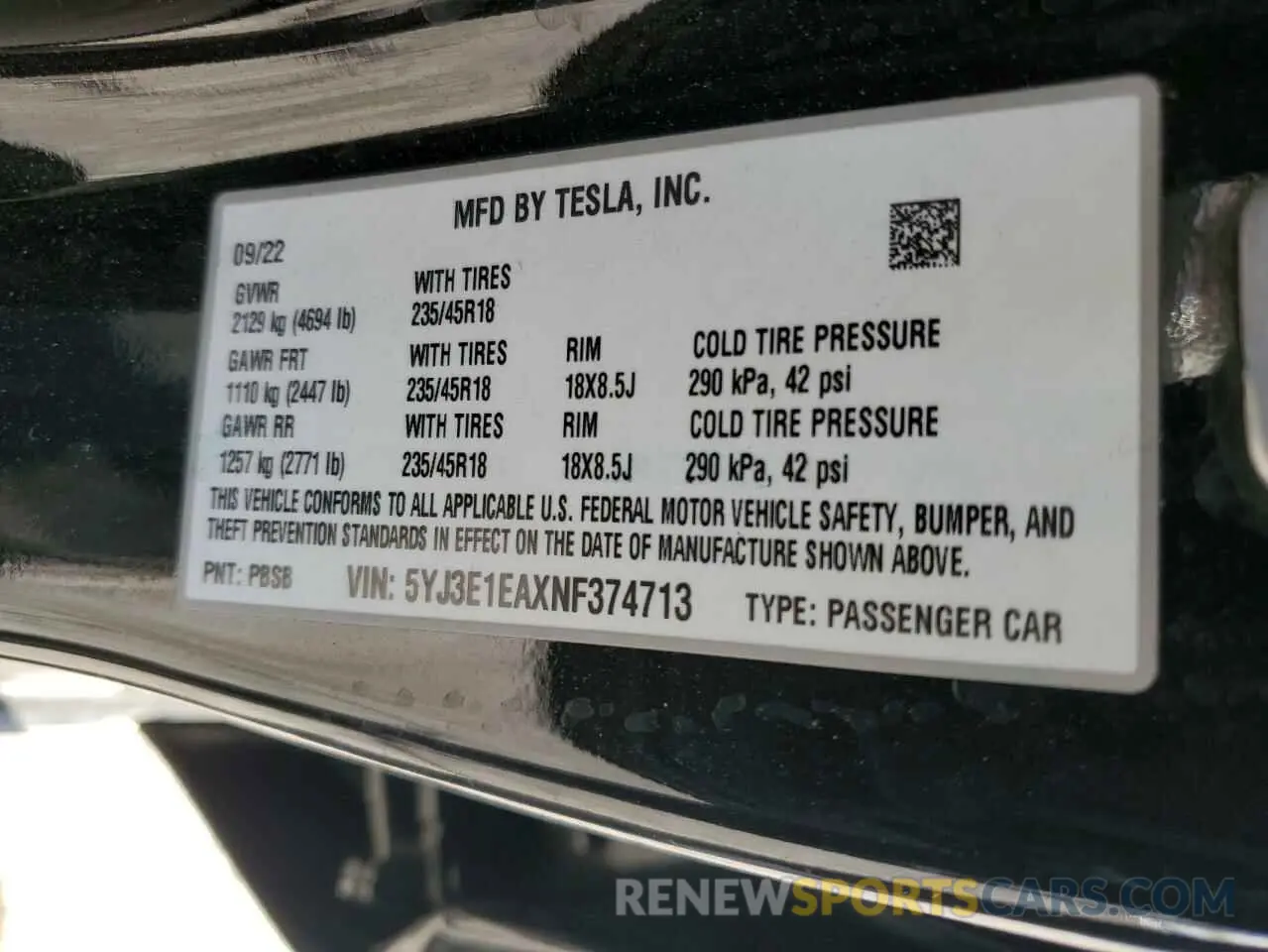 12 Photograph of a damaged car 5YJ3E1EAXNF374713 TESLA MODEL 3 2022