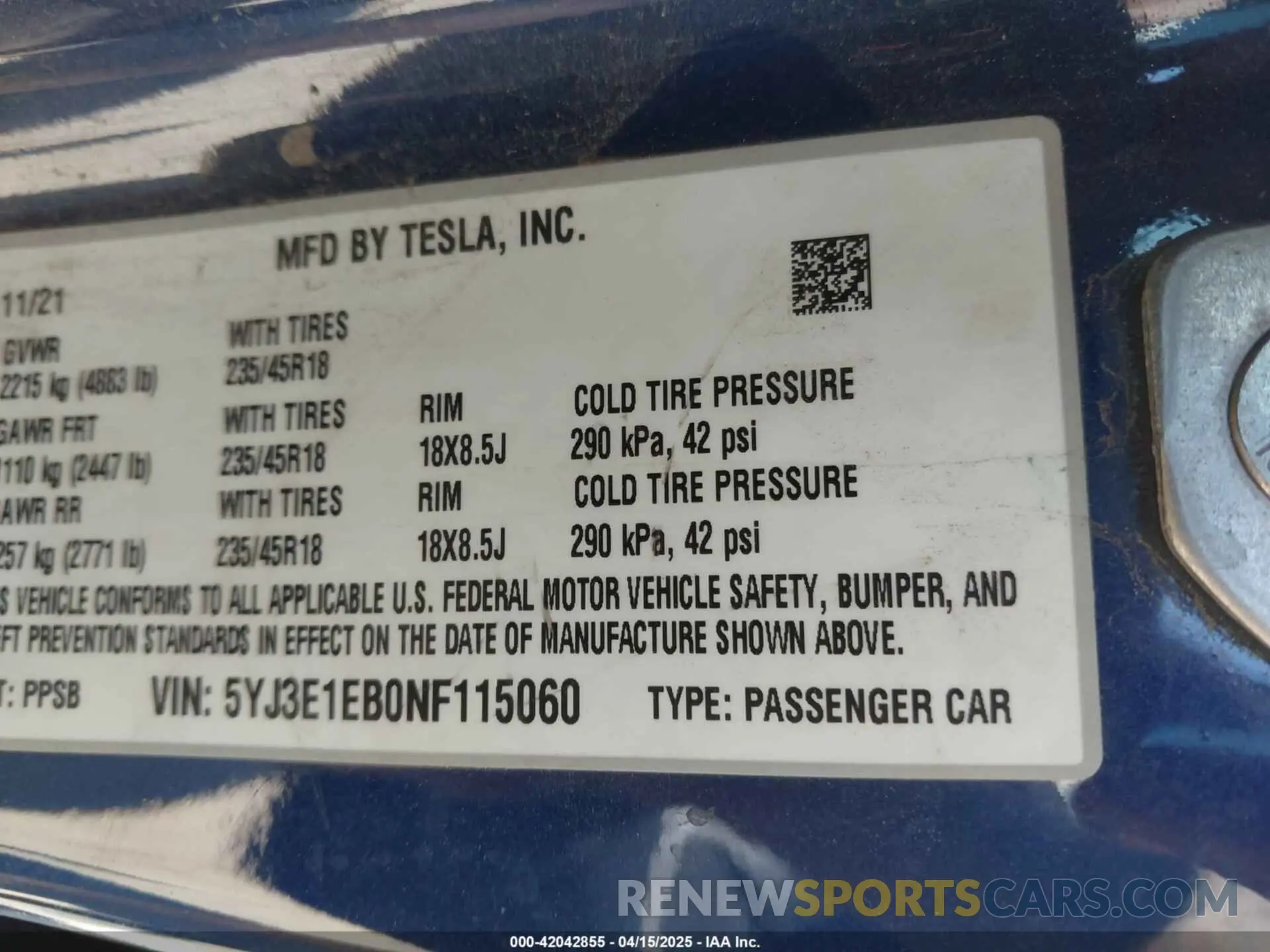 9 Photograph of a damaged car 5YJ3E1EB0NF115060 TESLA MODEL 3 2022